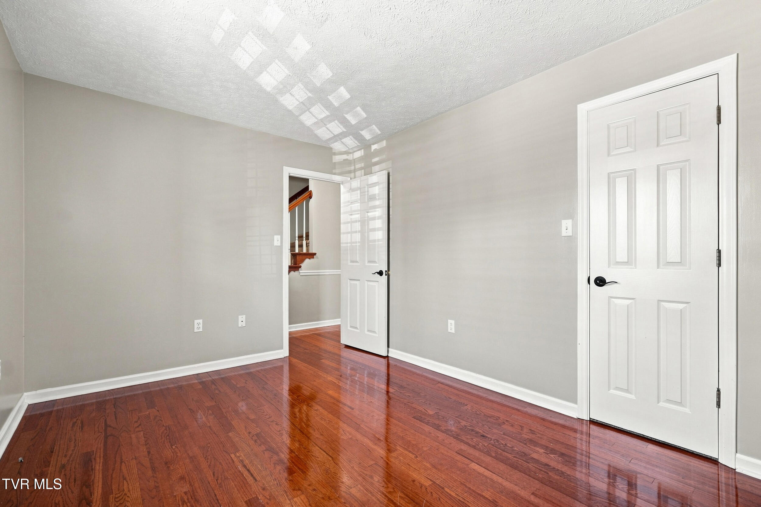 505 Hickory Road 505
