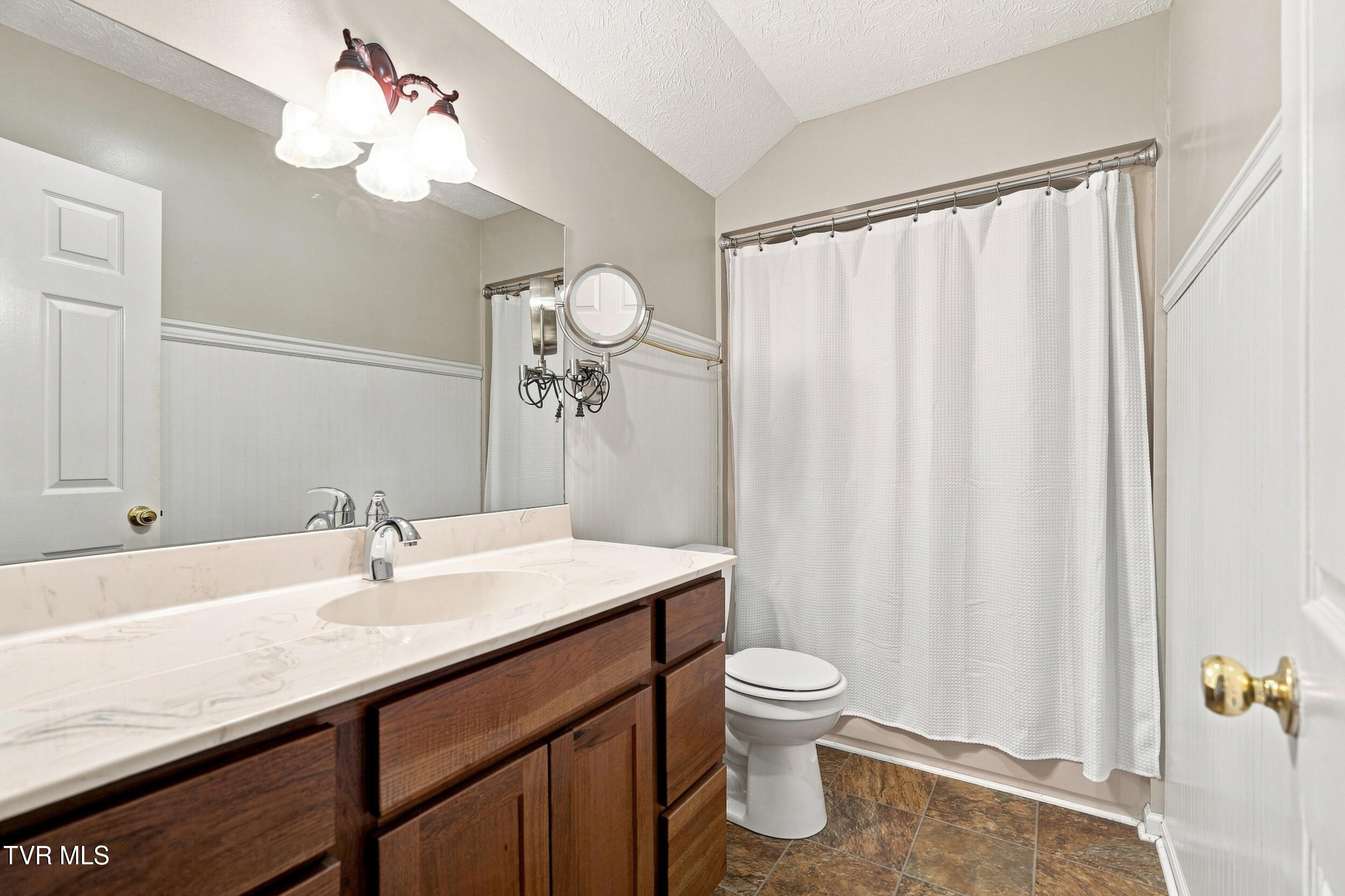 505 Hickory Road 505
