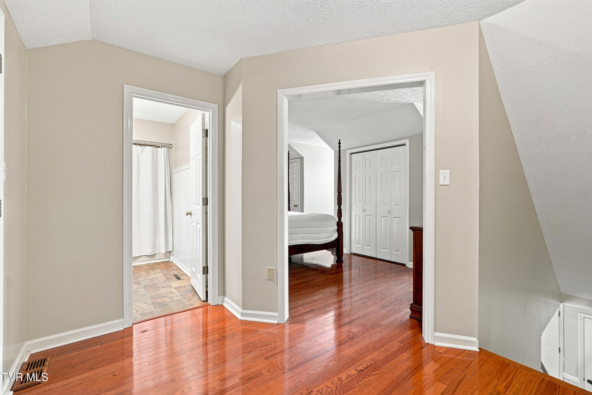 505 Hickory Road 505