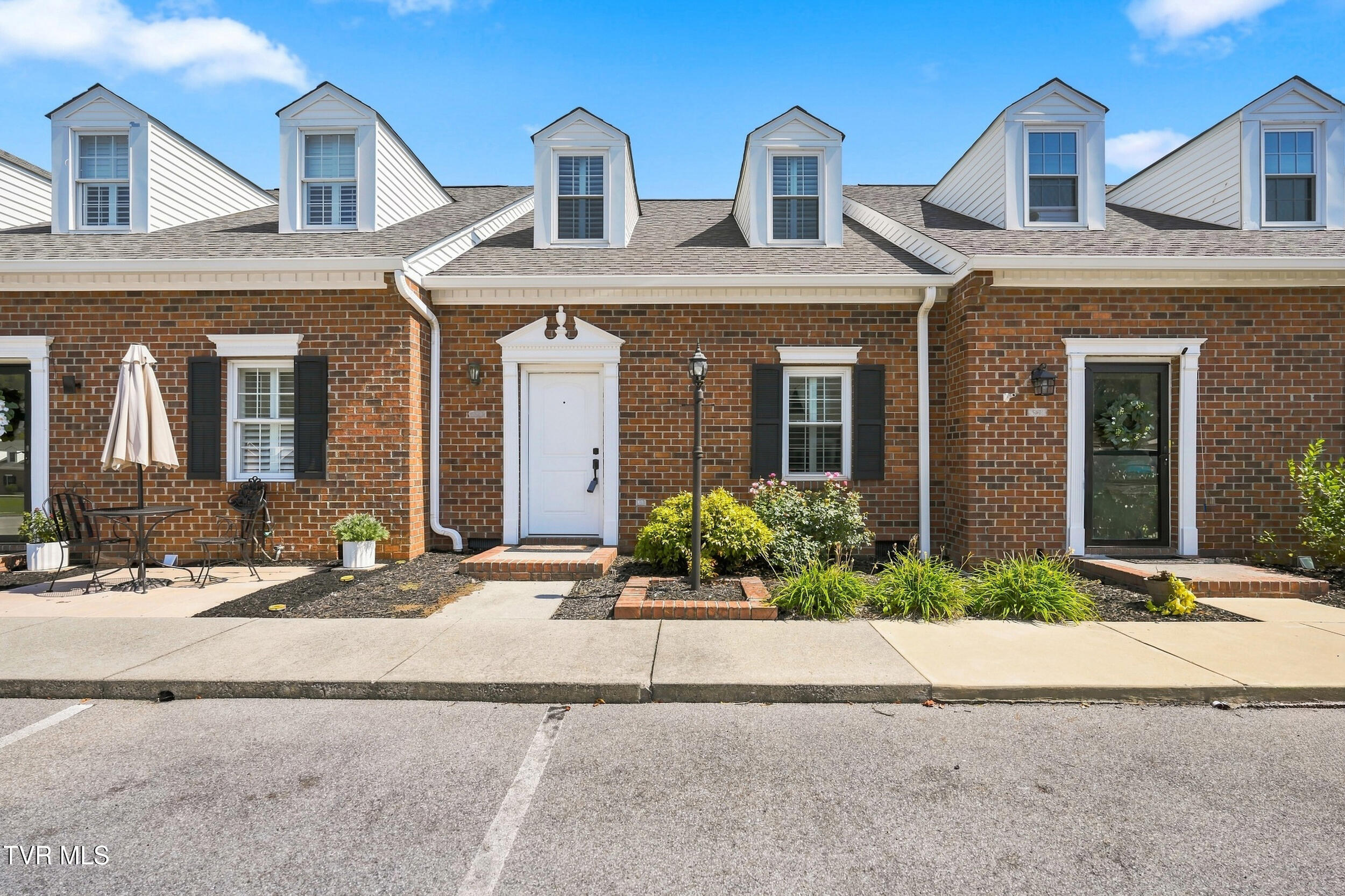 505 Hickory Road 505