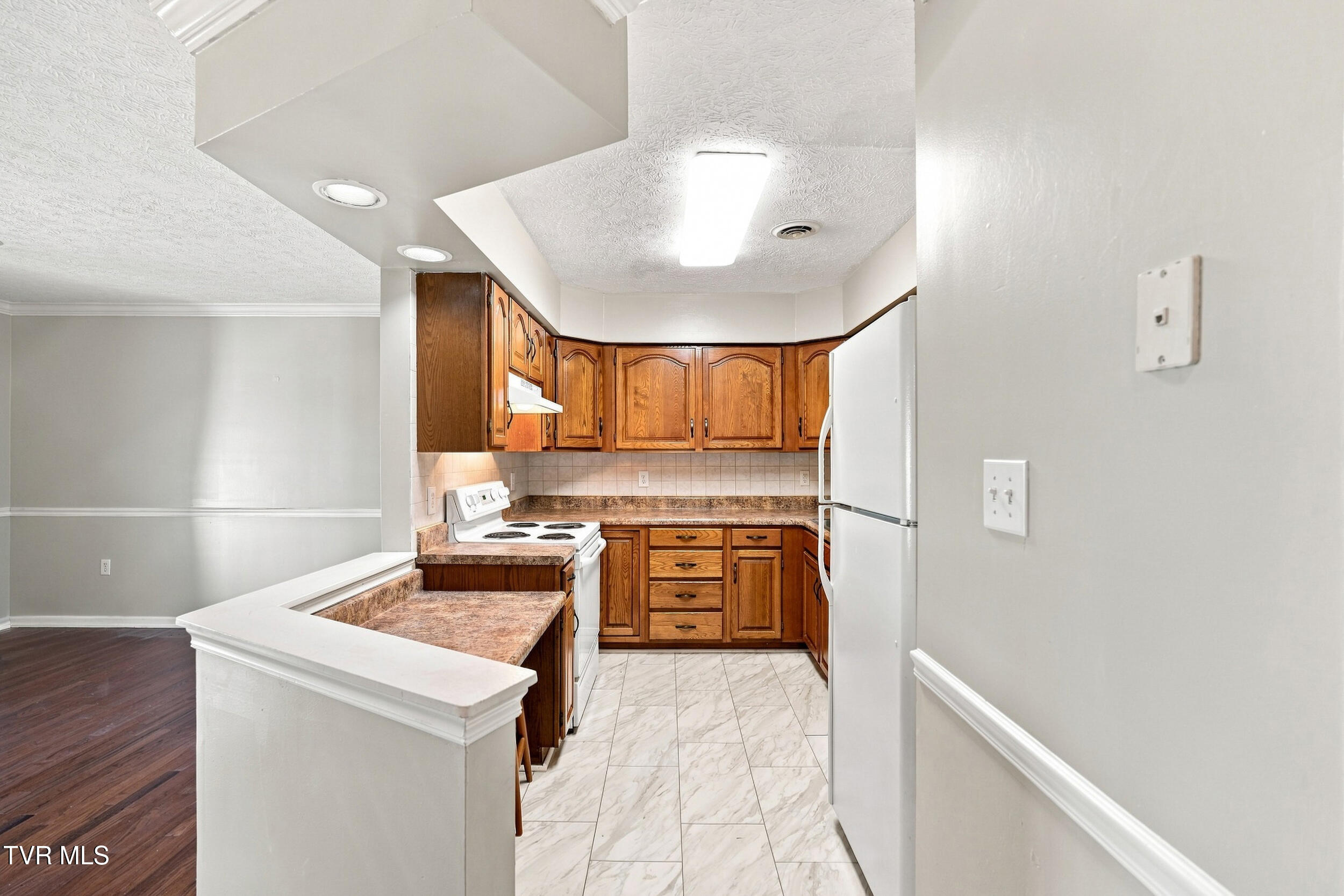 505 Hickory Road 505