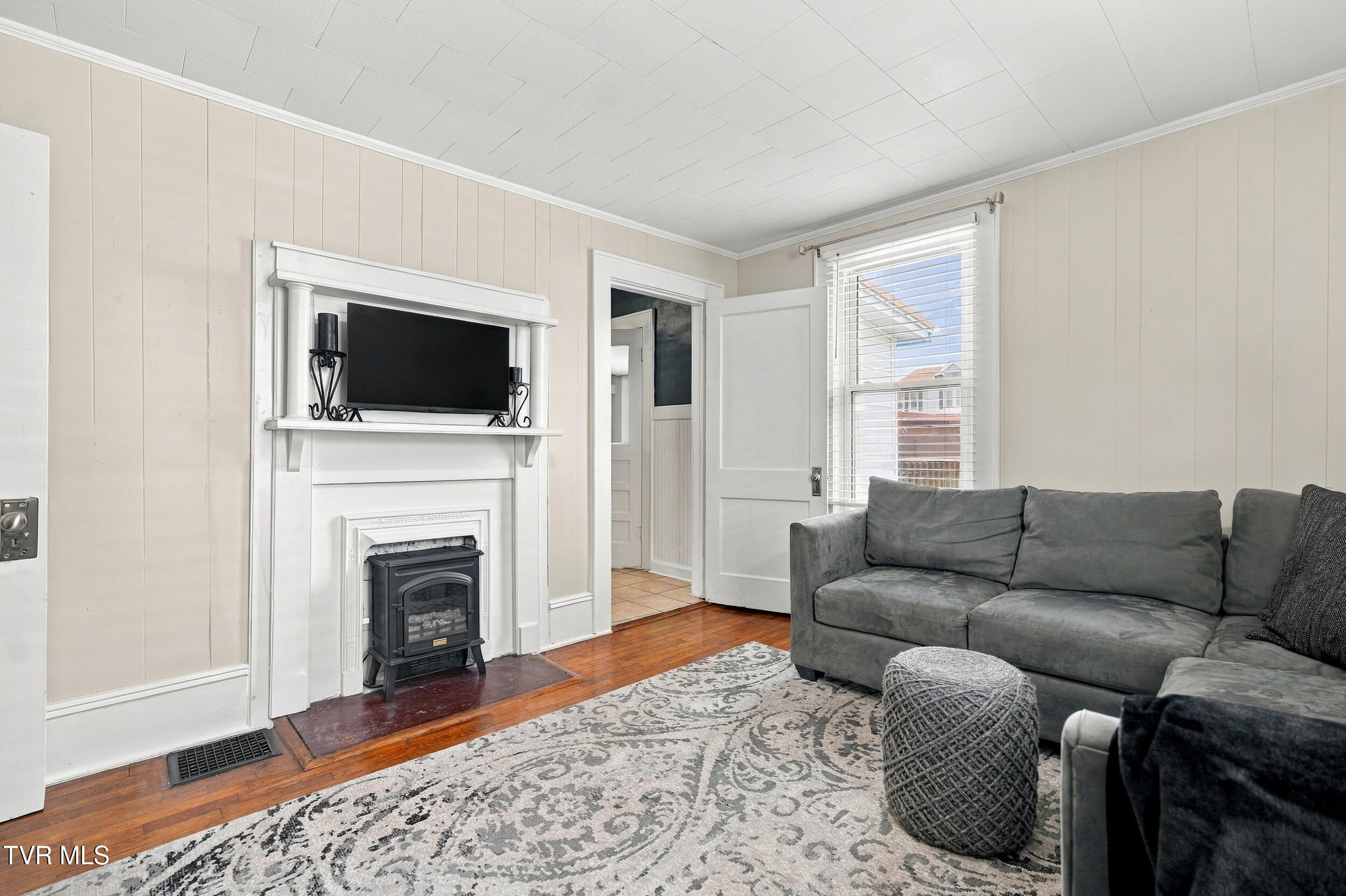 209 1st Street