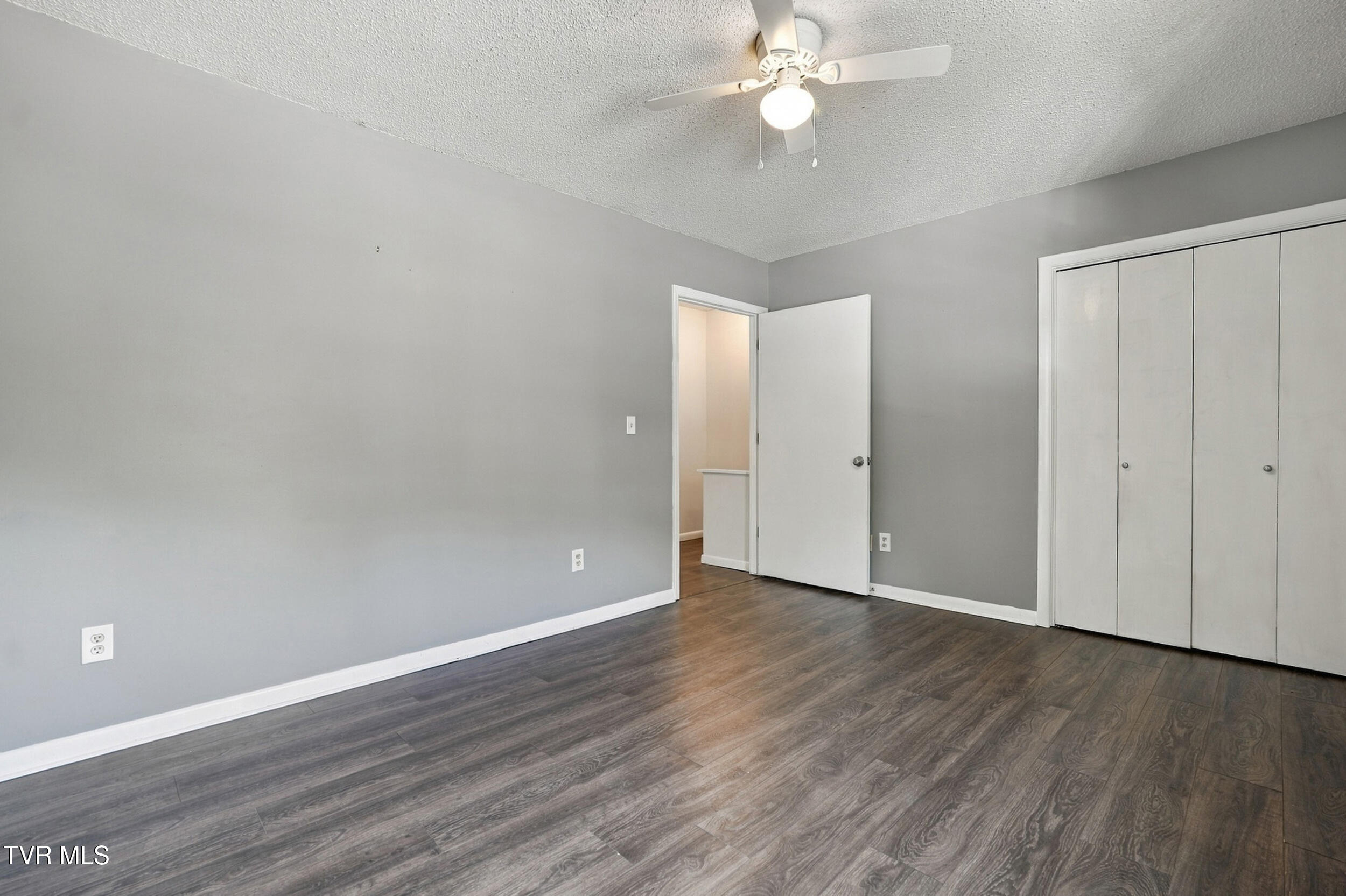 321 Emerald Drive 321