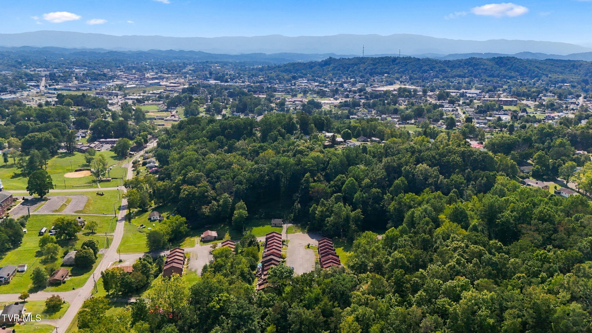 321 Emerald Drive 321