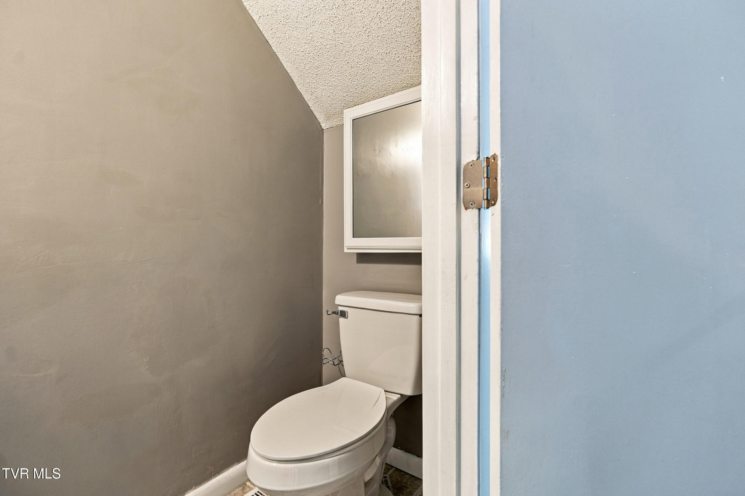 321 Emerald Drive 321