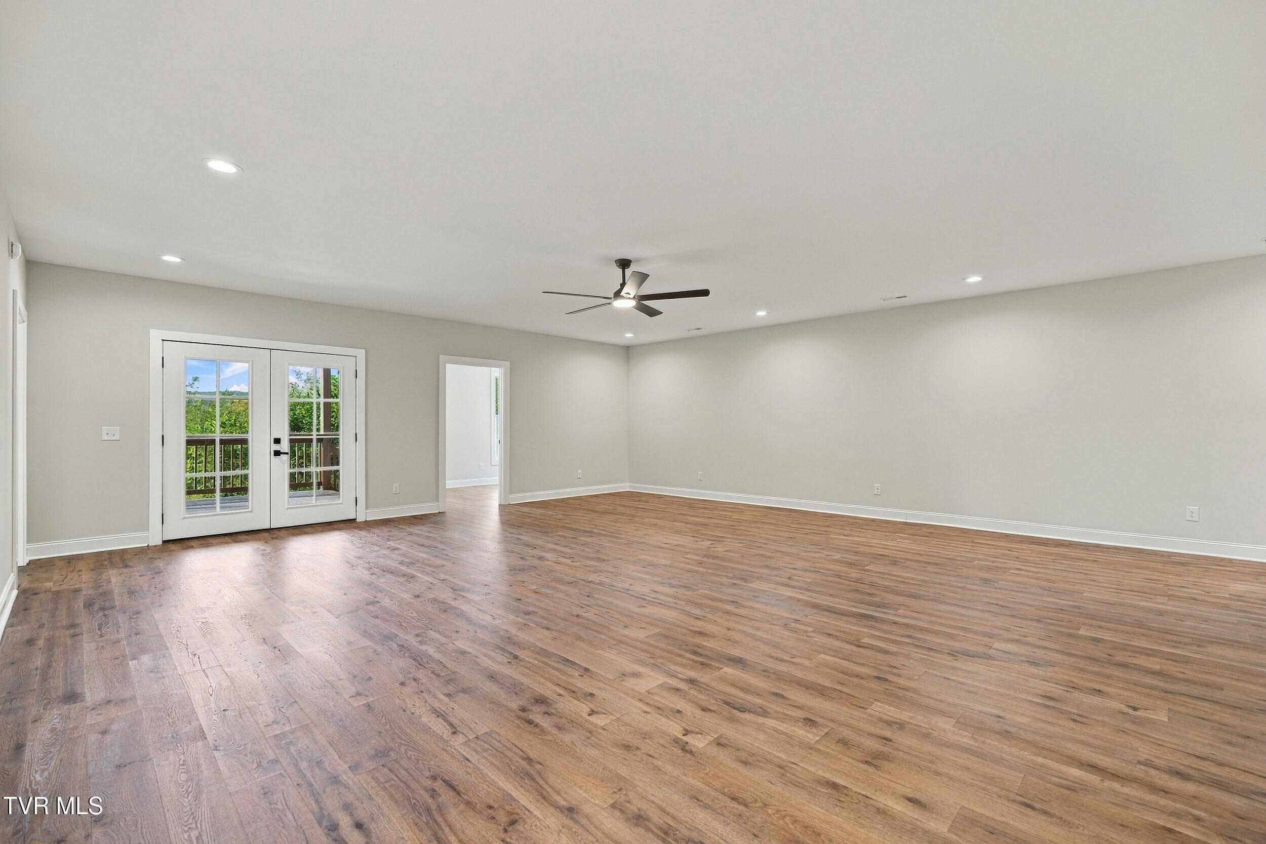 880 Granby Road