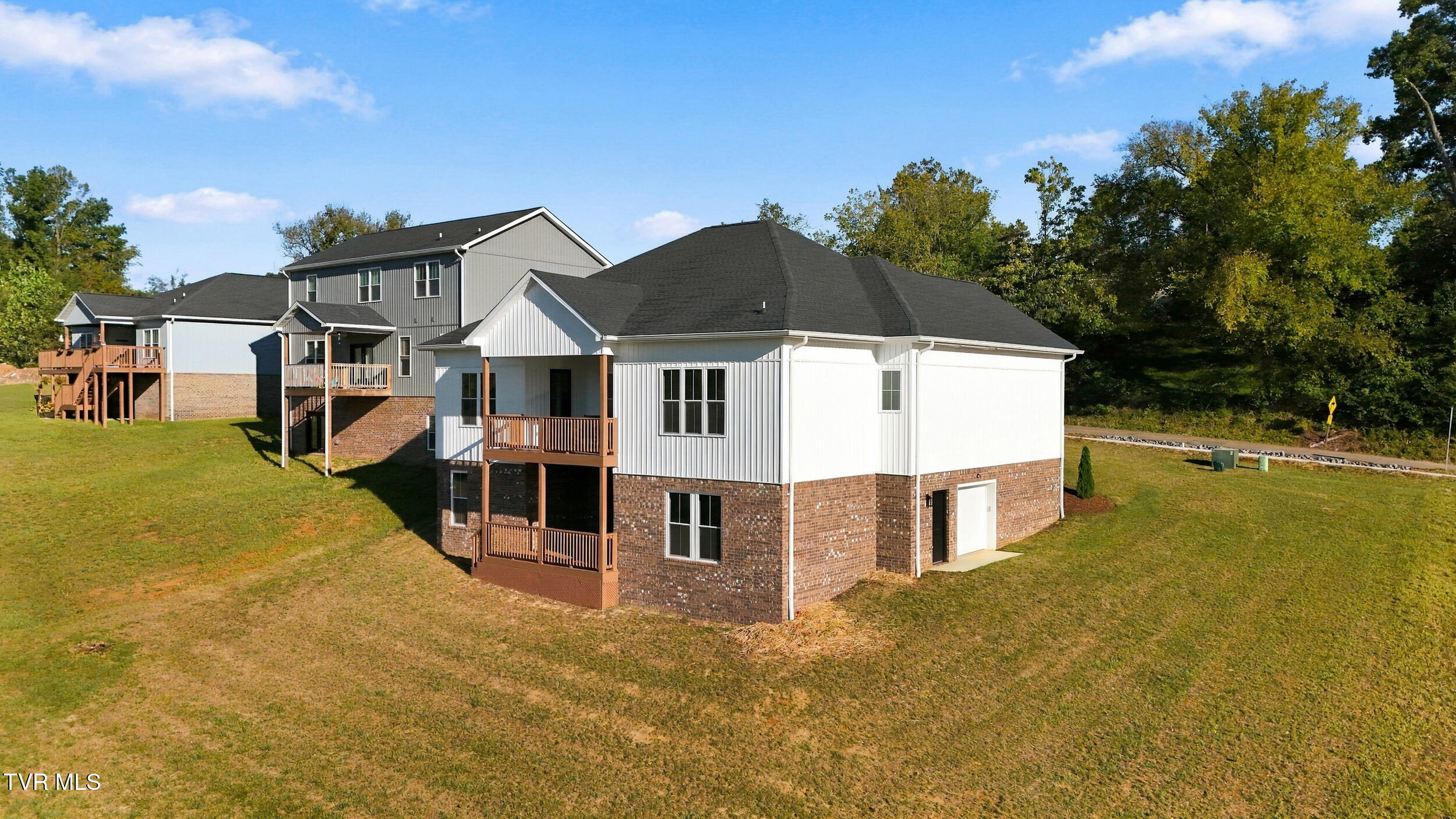 880 Granby Road