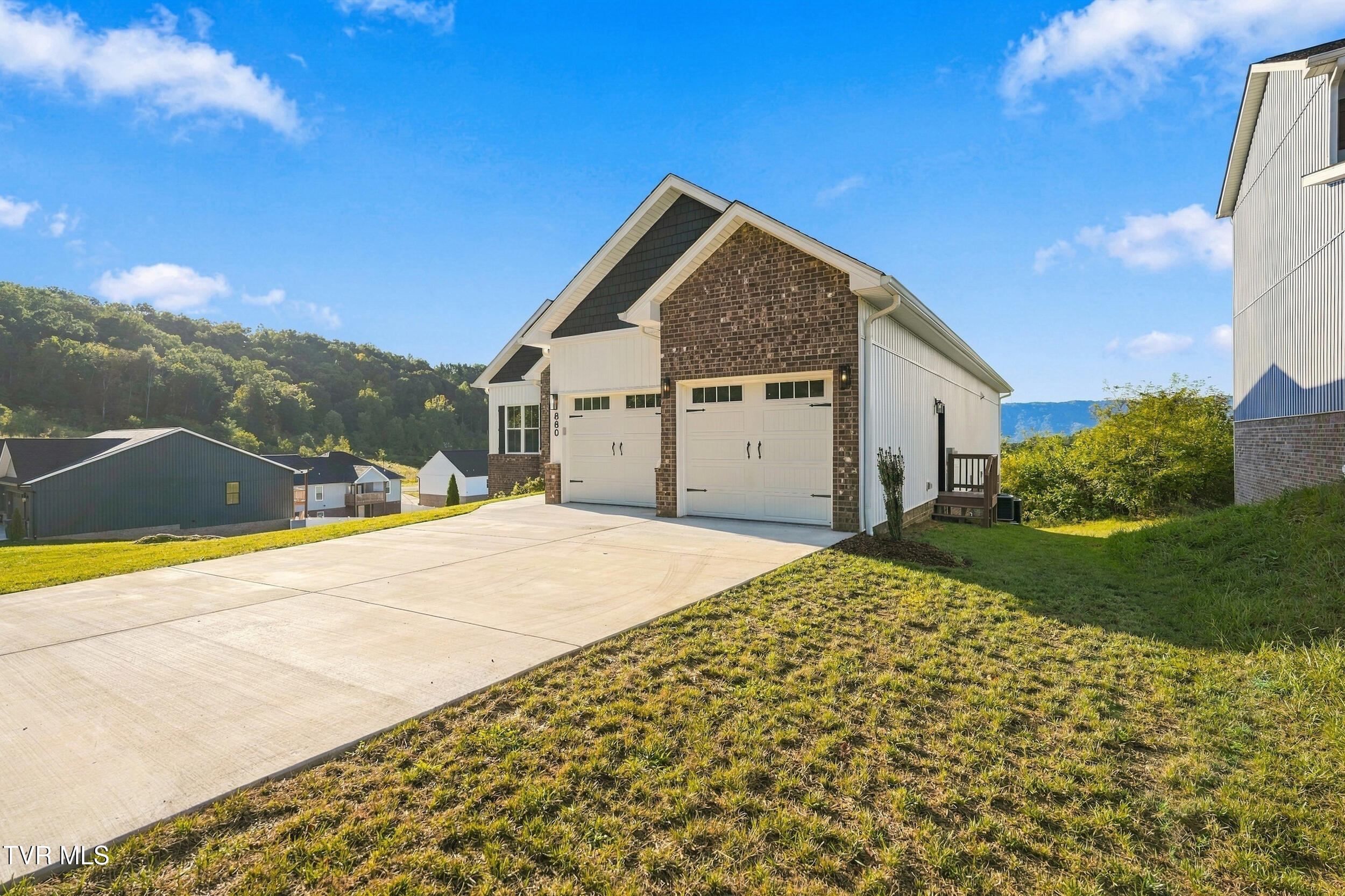 880 Granby Road