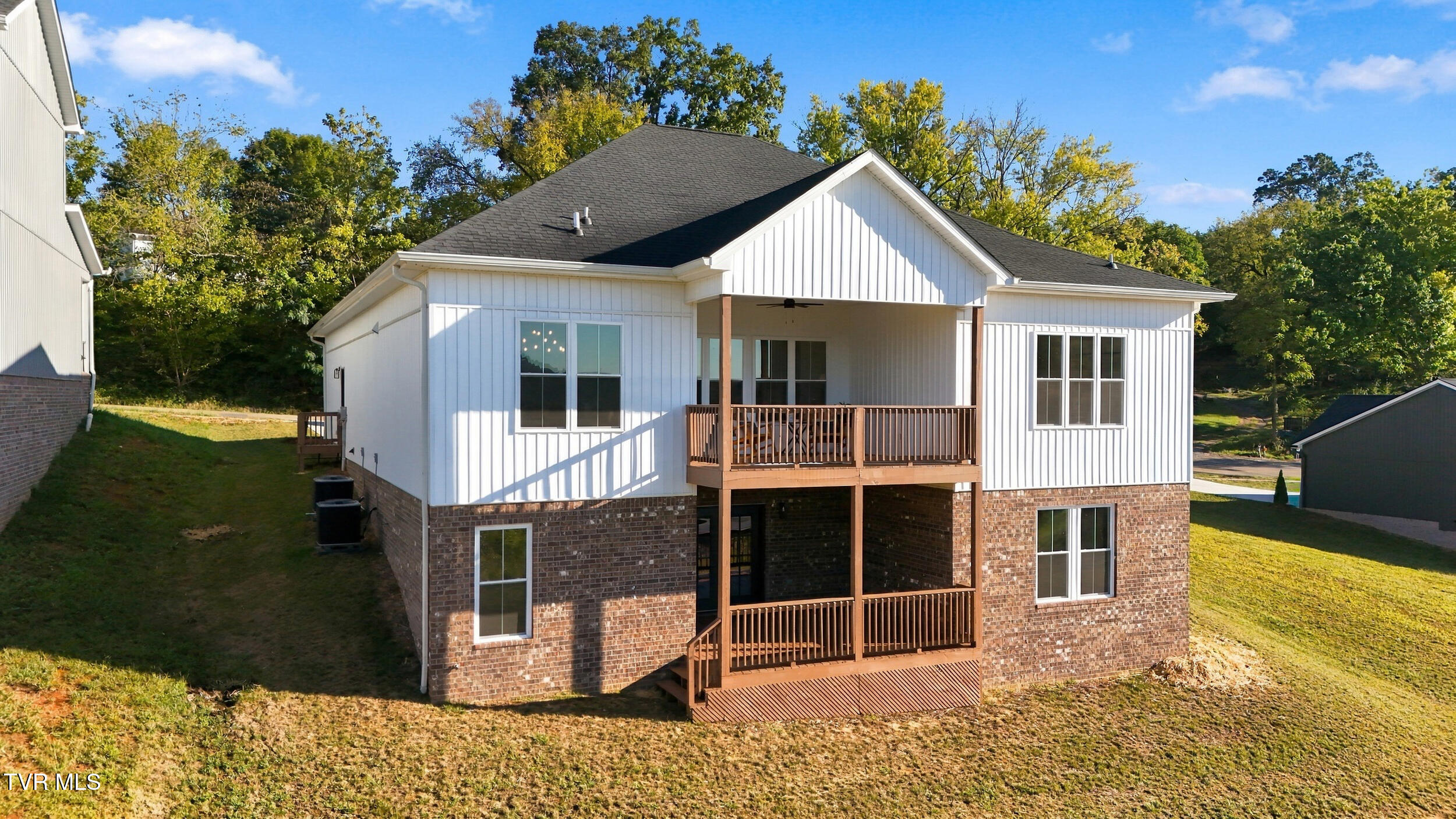 880 Granby Road