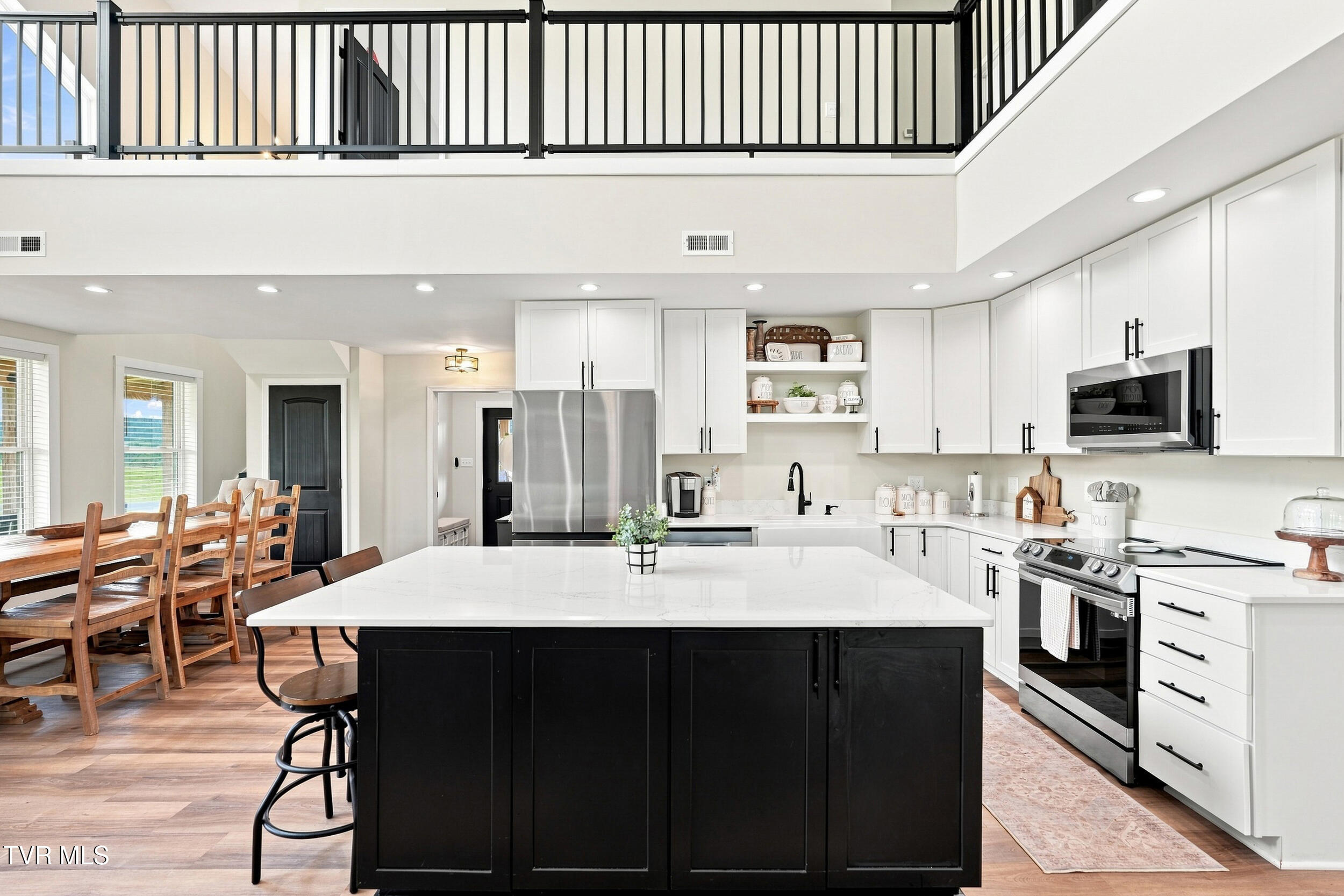 245 Hooker Road