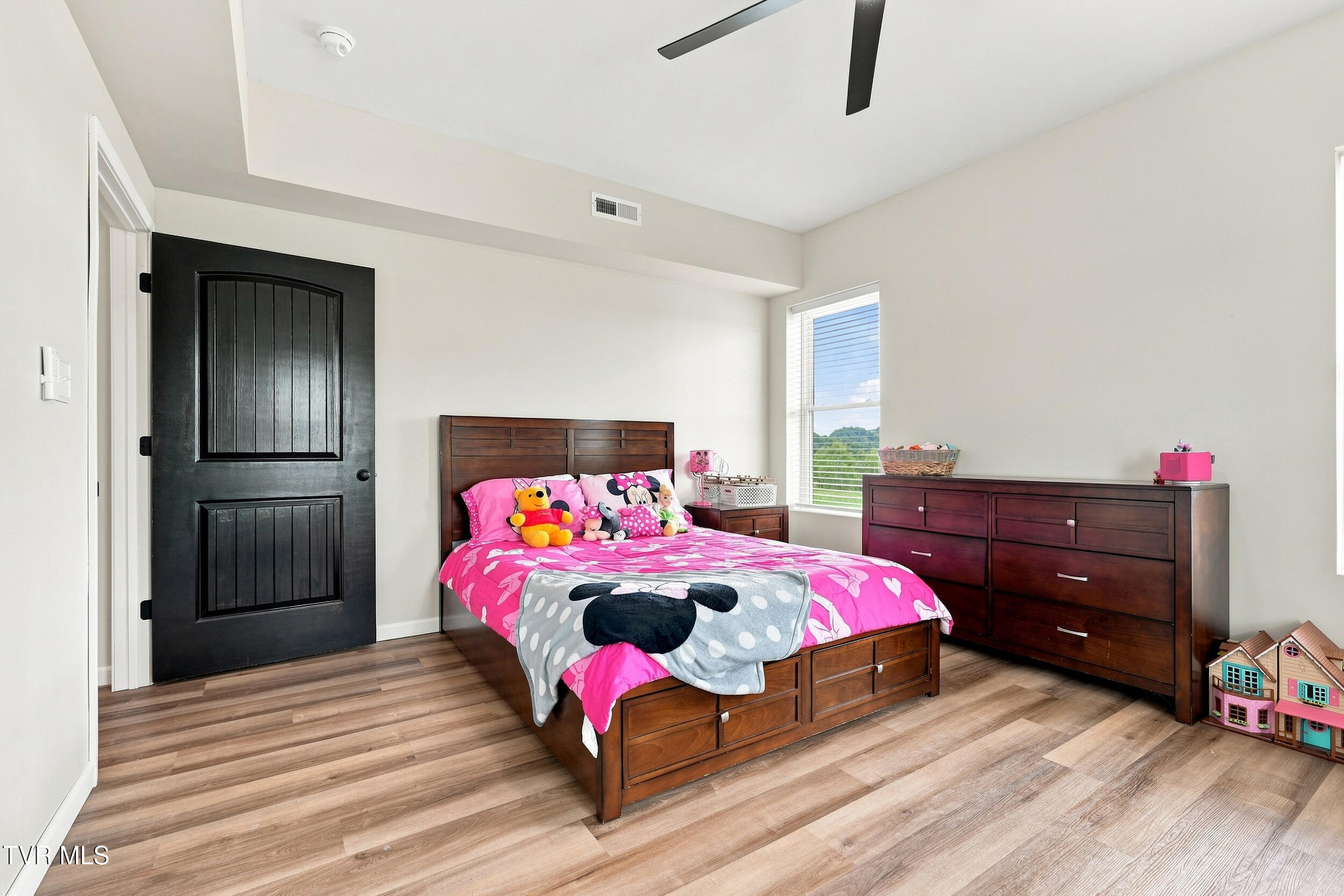 245 Hooker Road
