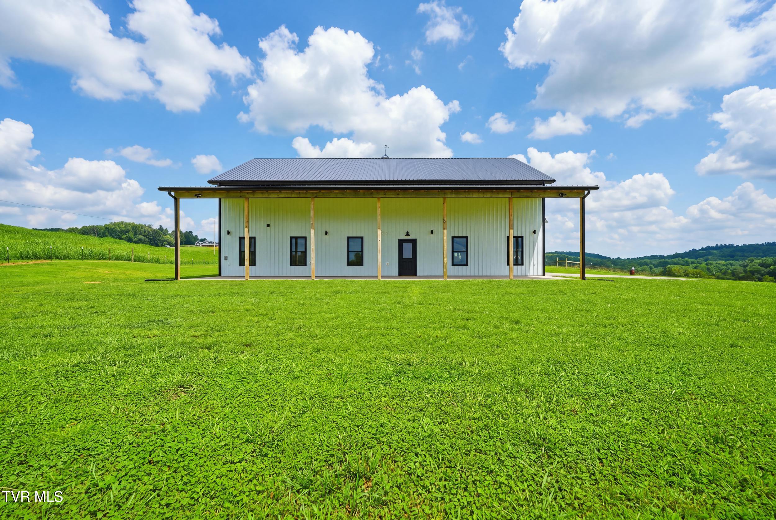 245 Hooker Road