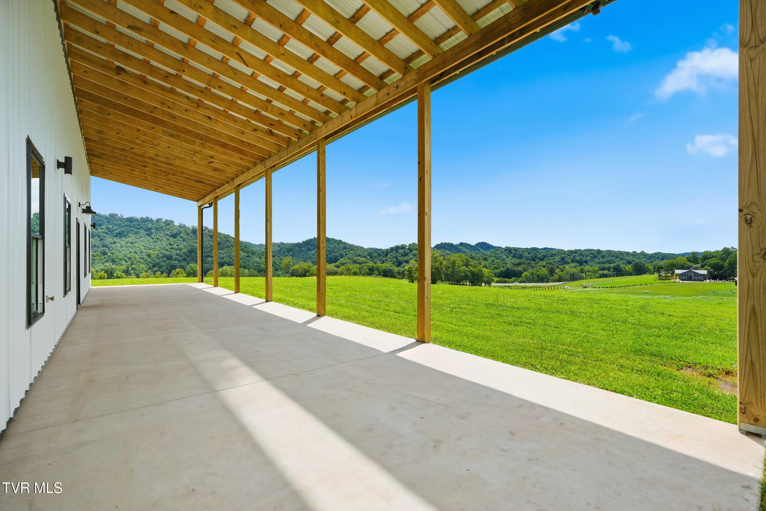 245 Hooker Road