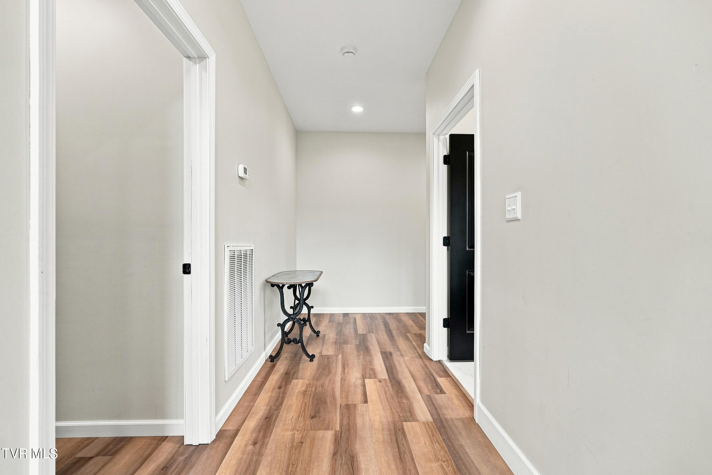 245 Hooker Road