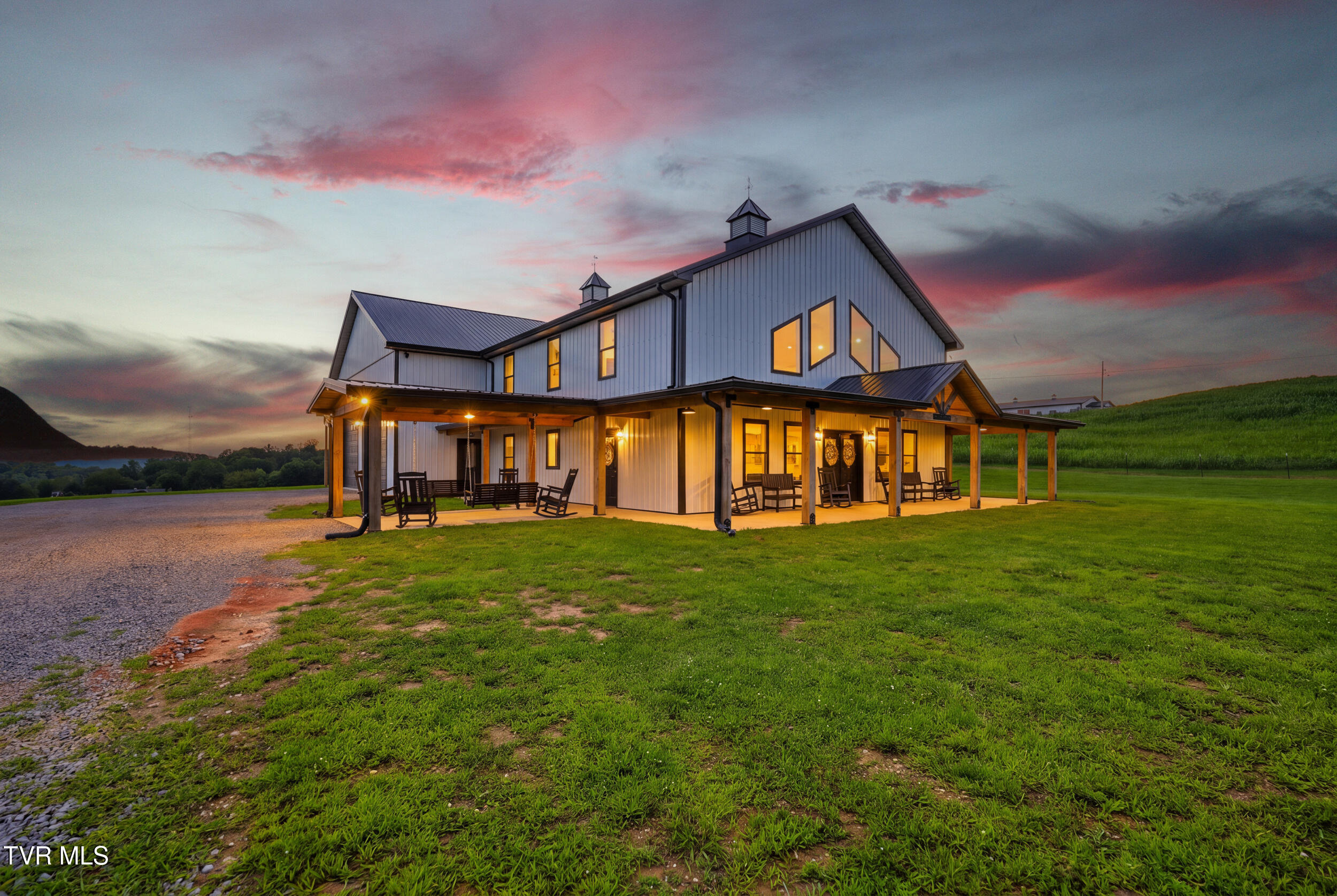 245 Hooker Road