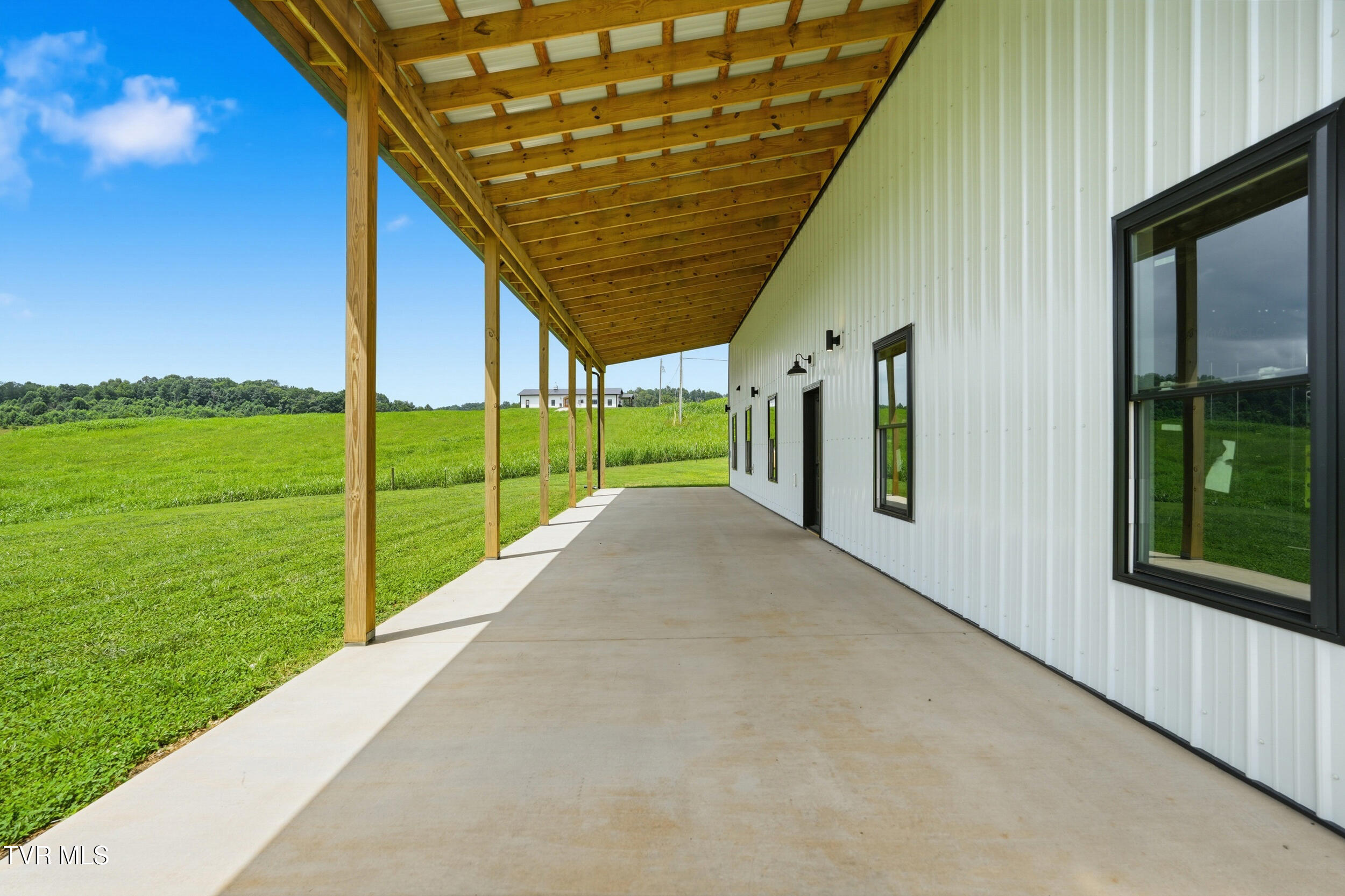 245 Hooker Road