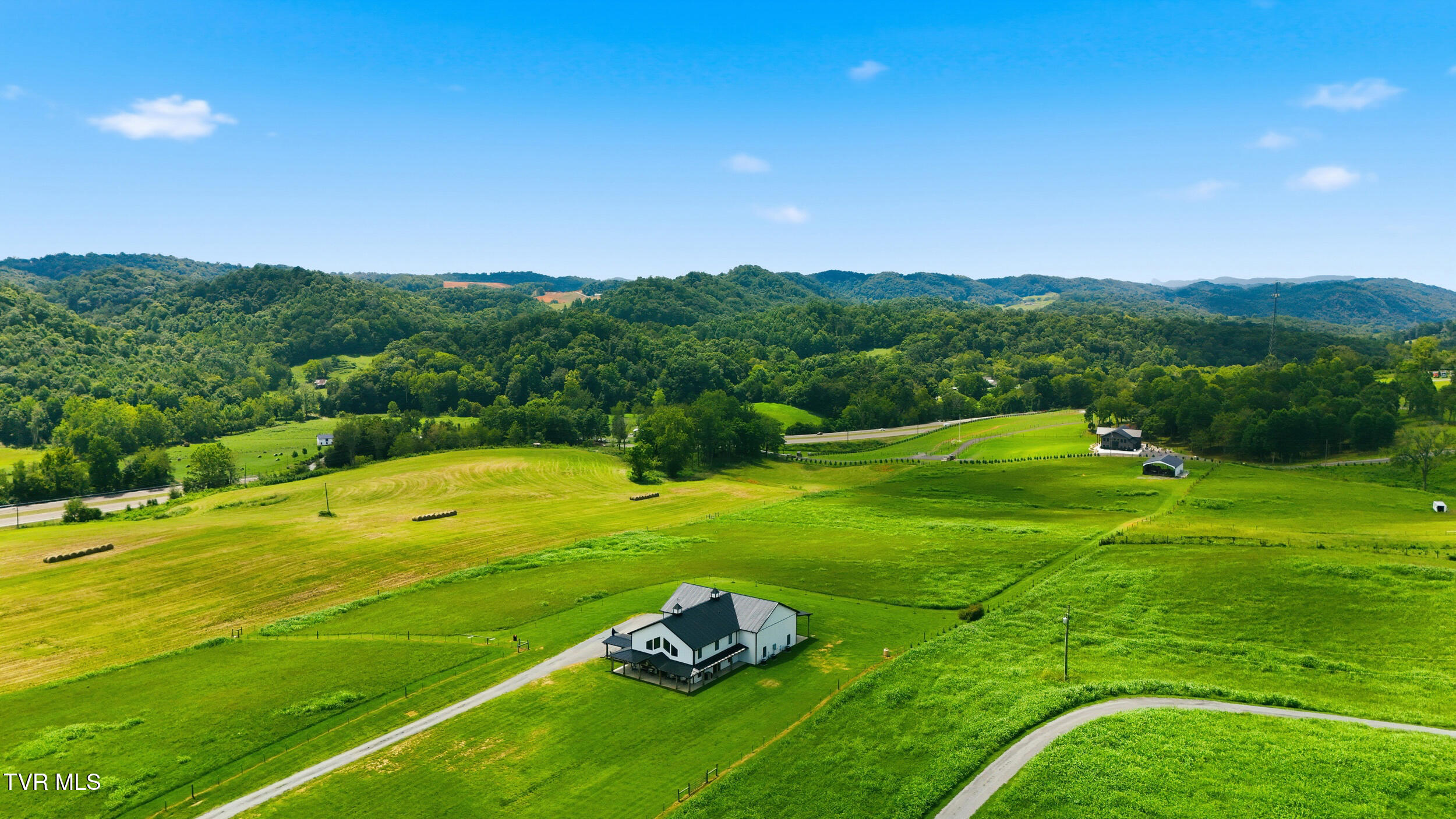 245 Hooker Road