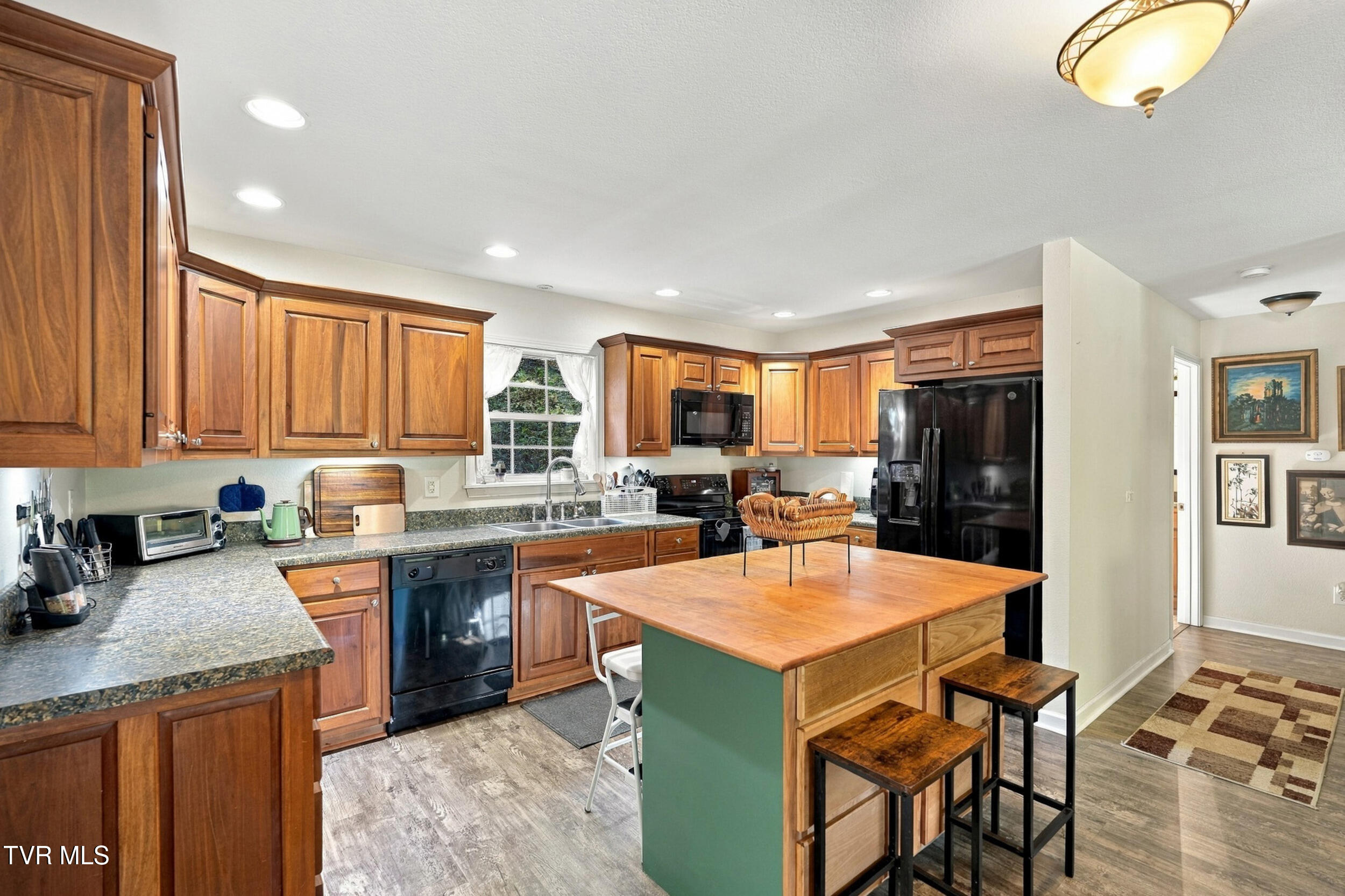 2608 Beech Creek Road