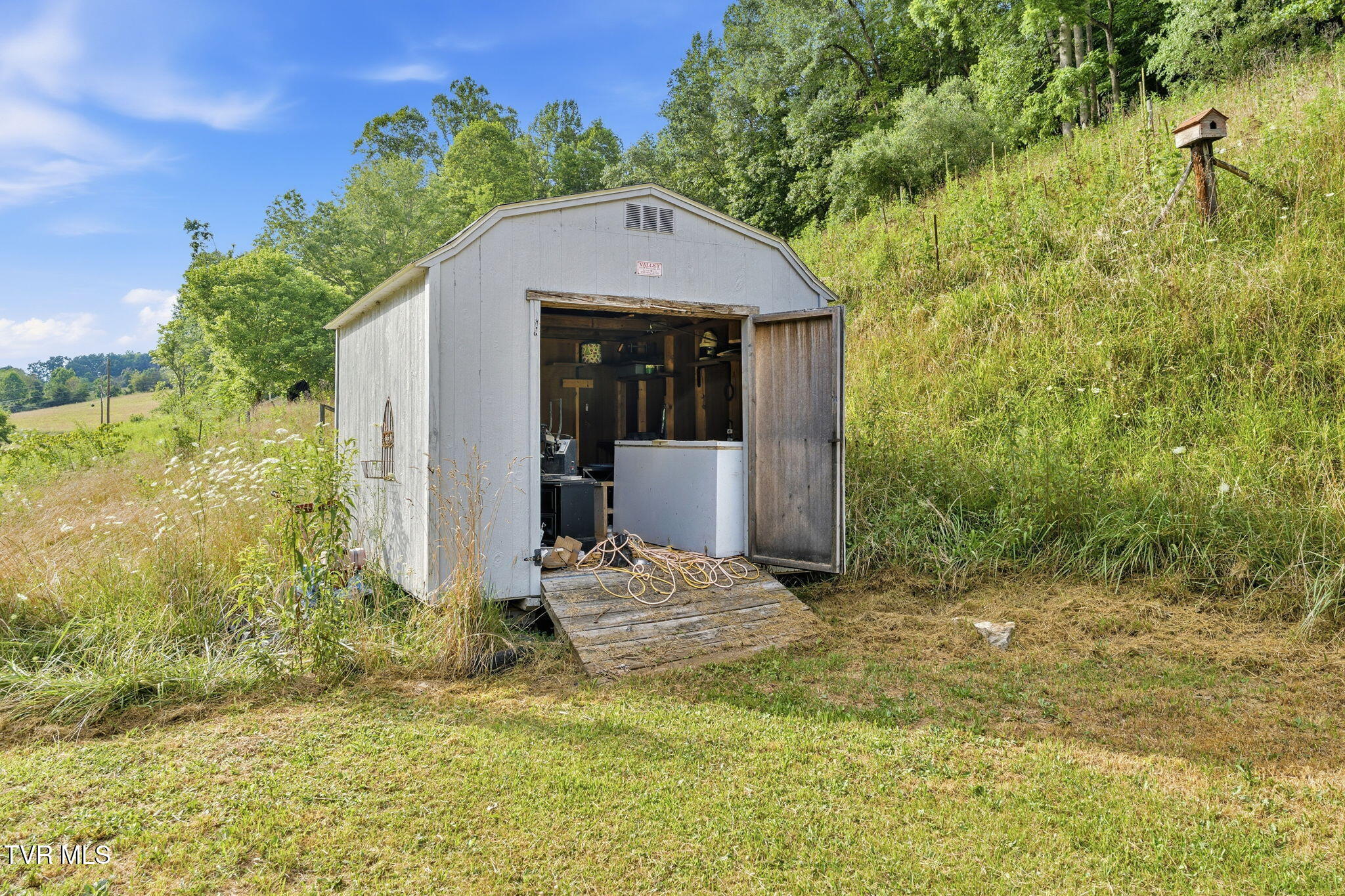 431 Strong Hollow Lane