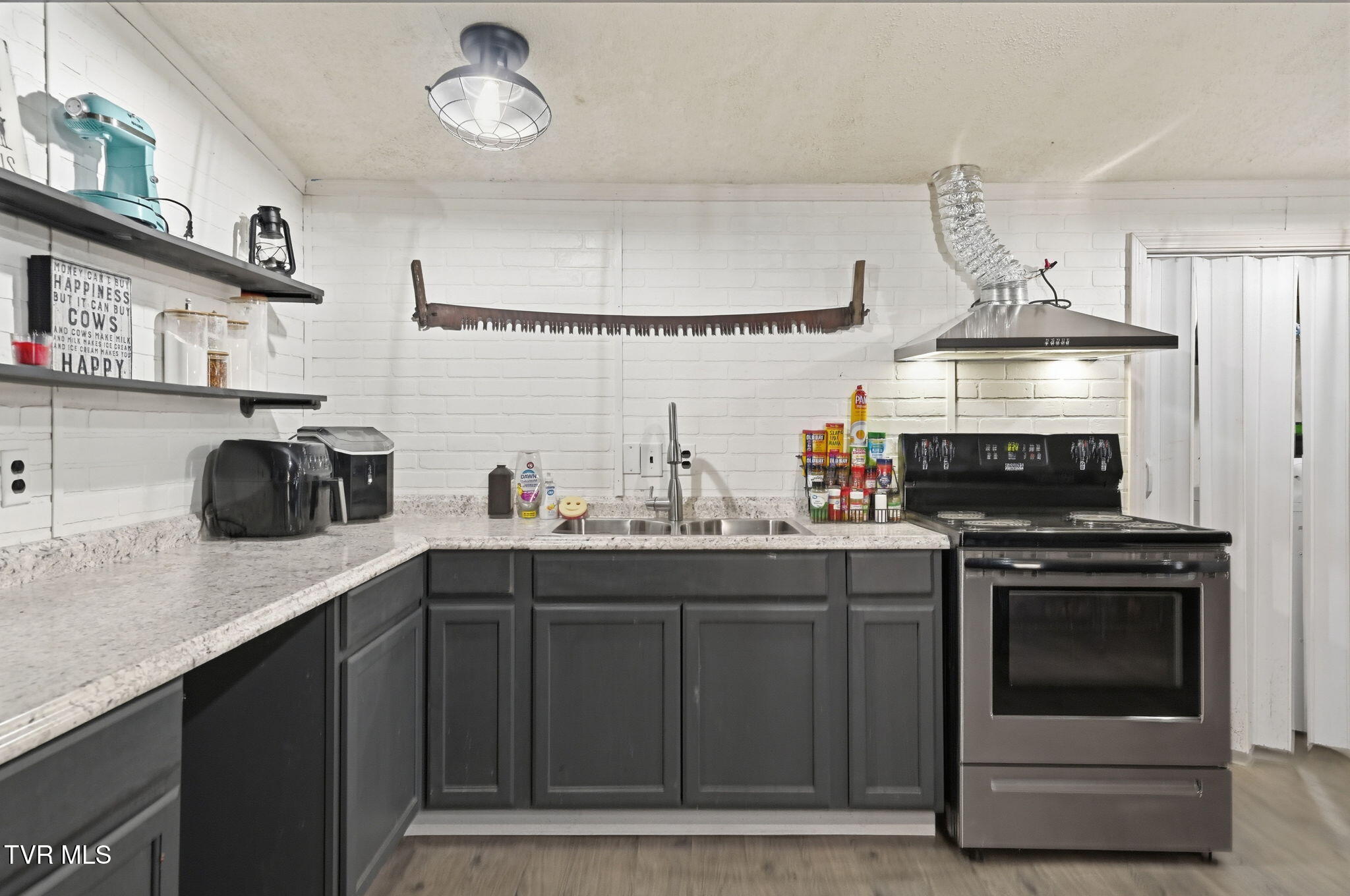 431 Strong Hollow Lane