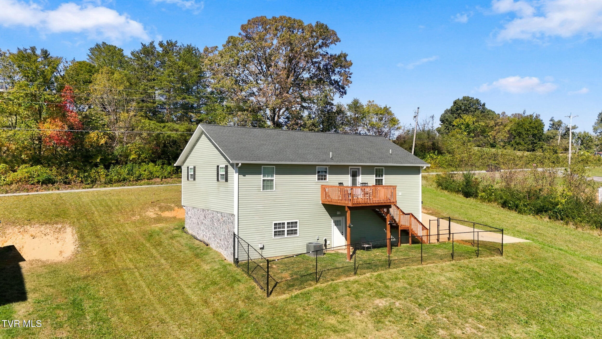 135 Sunnyside Road
