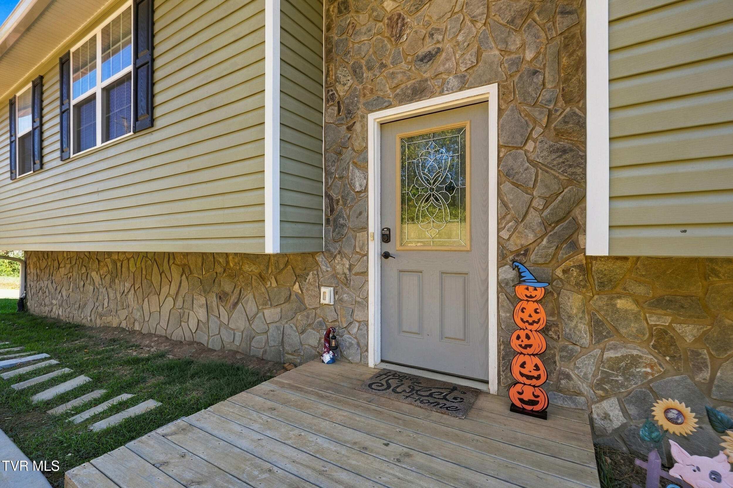 135 Sunnyside Road