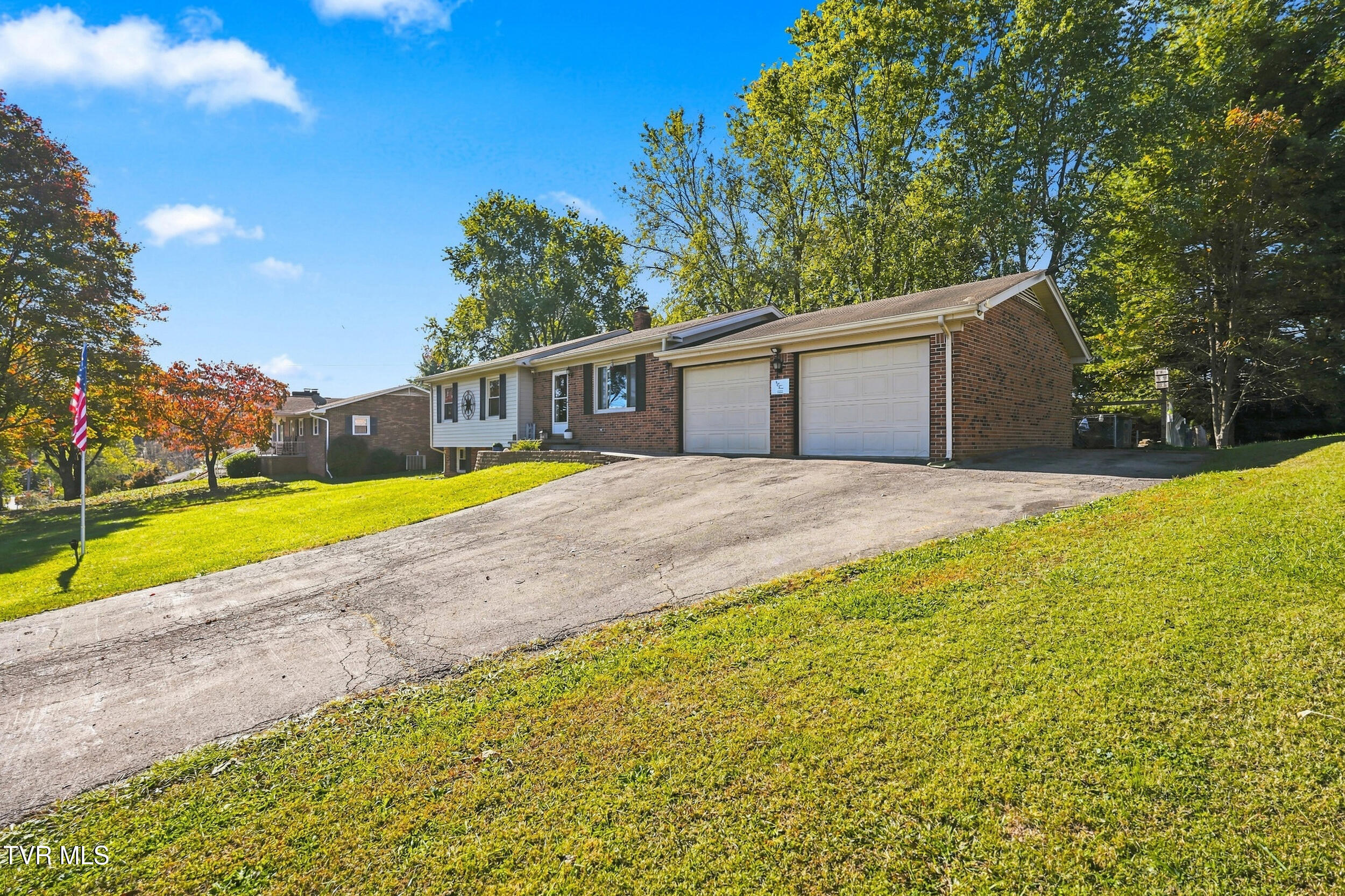 253 Sycamore Drive