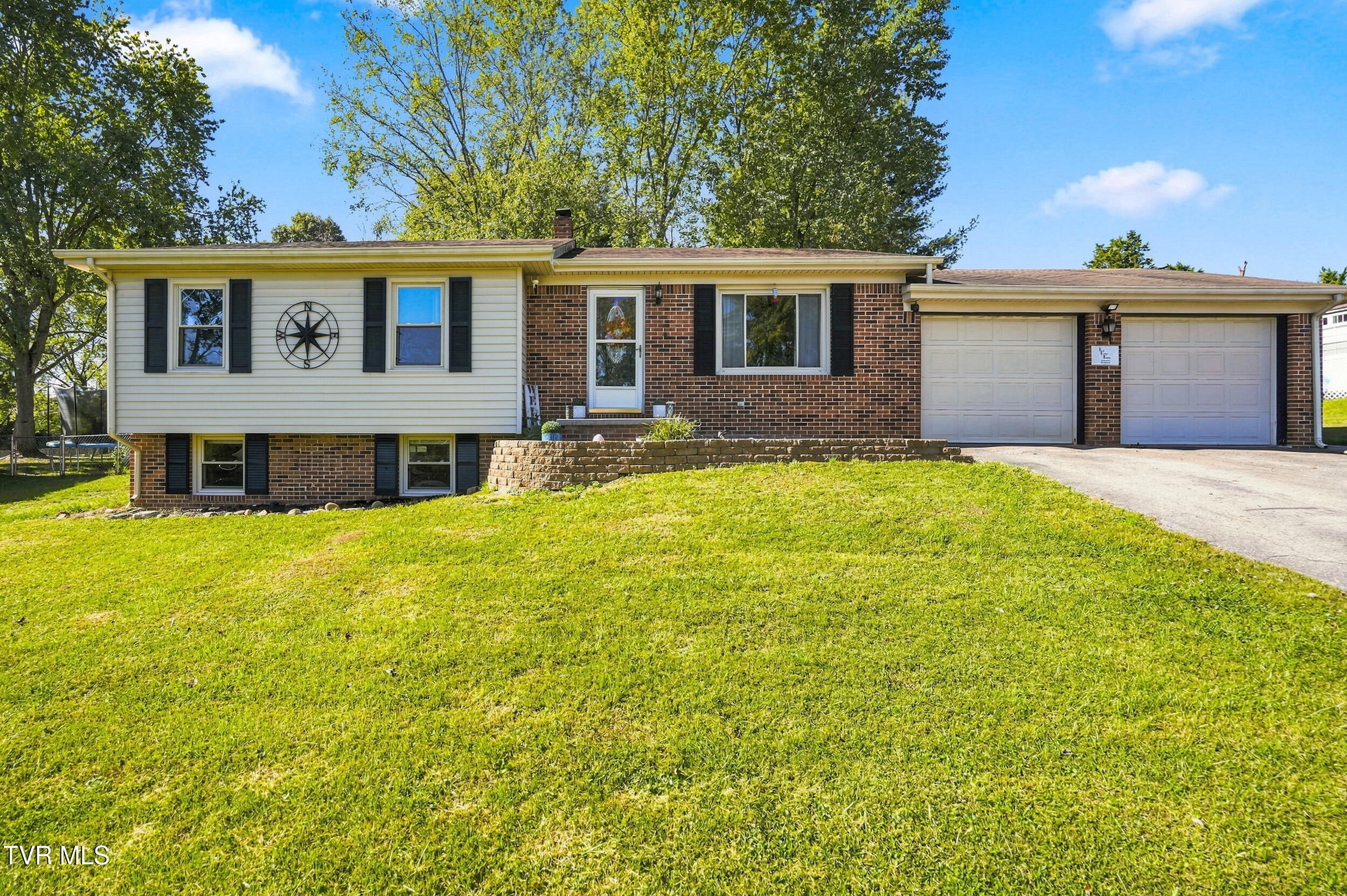 253 Sycamore Drive