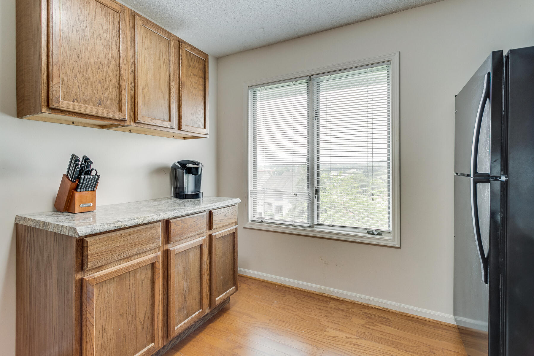 100 Wonderland Drive, 2c