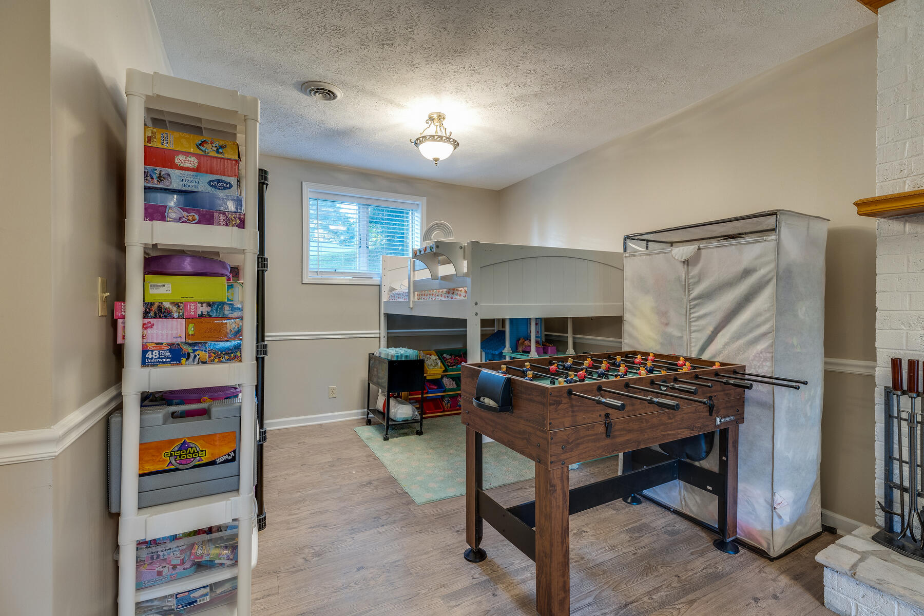 220 Longview Drive