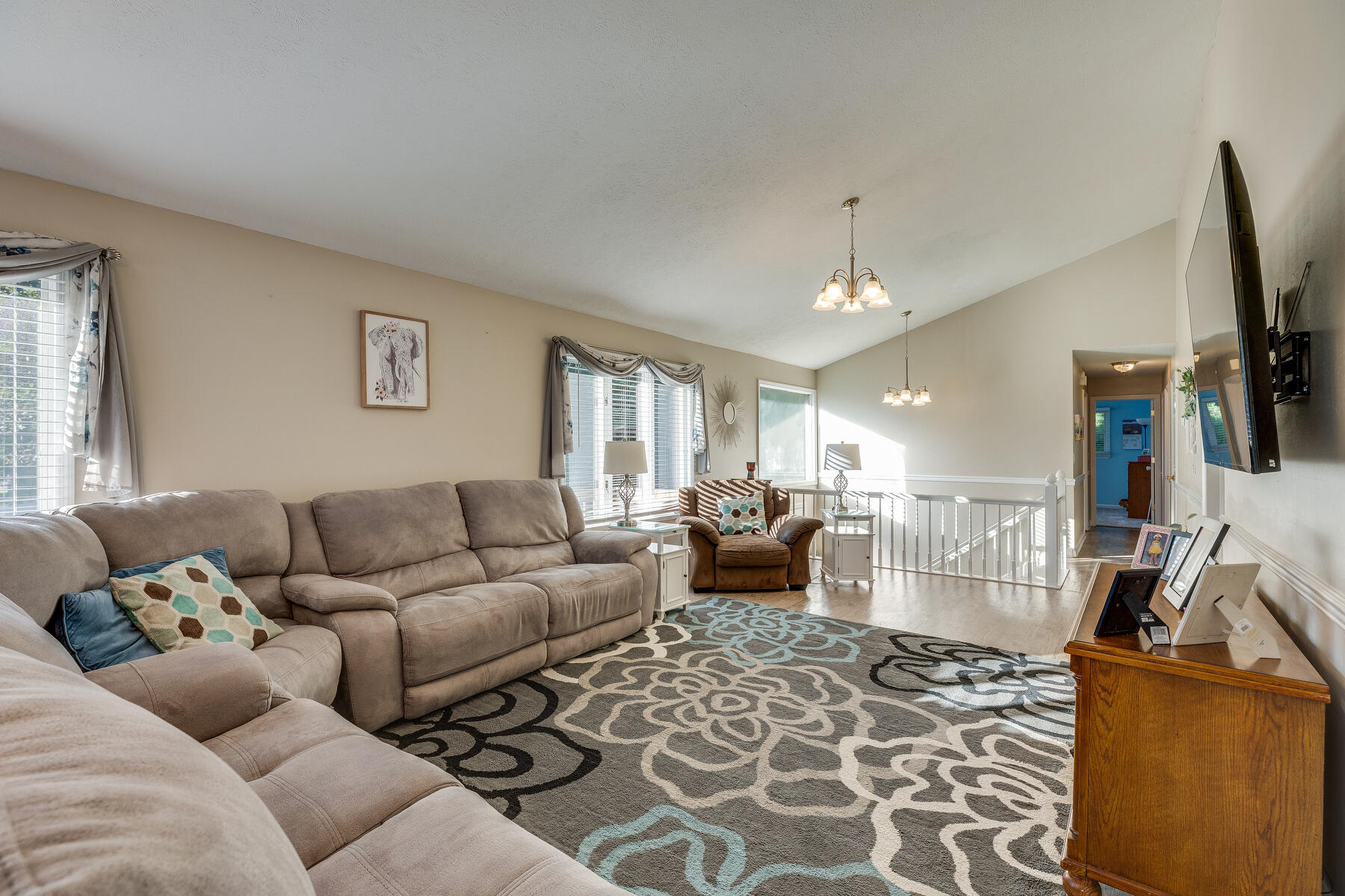 220 Longview Drive
