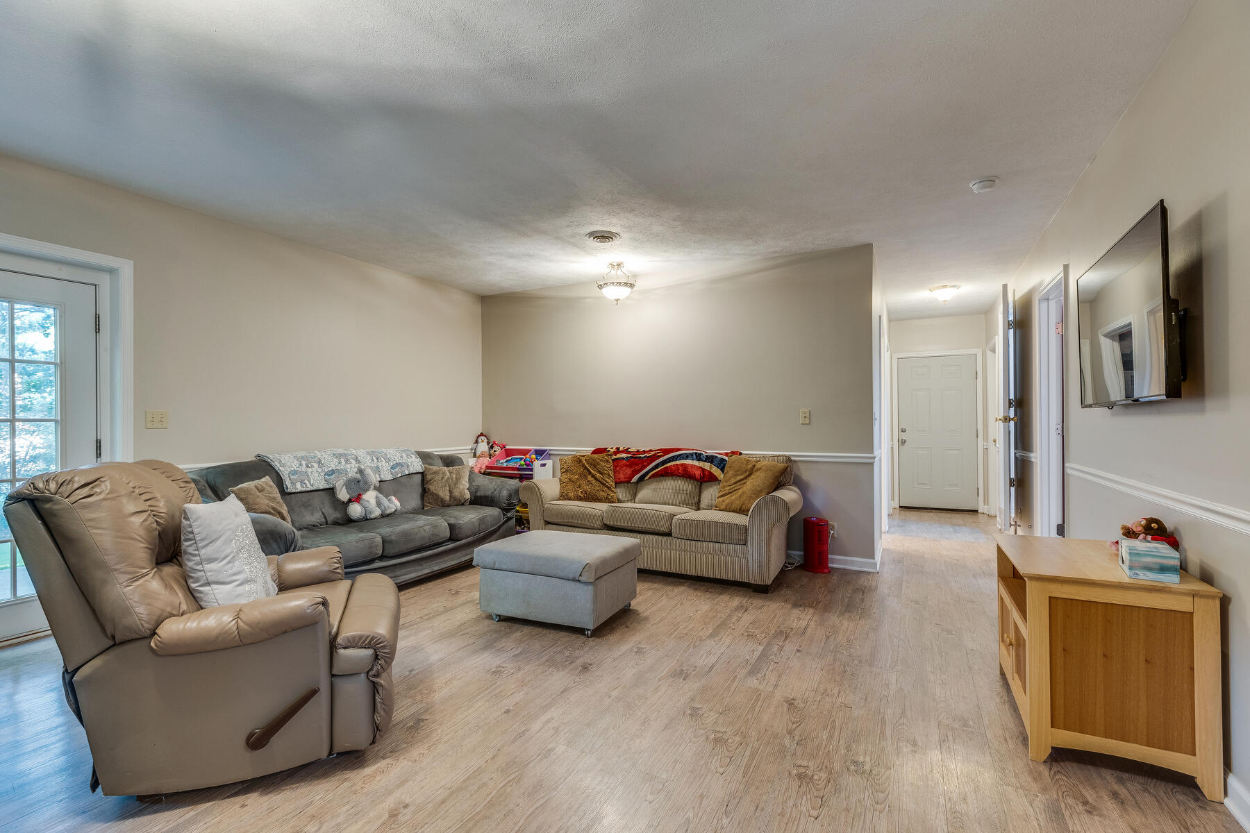 220 Longview Drive