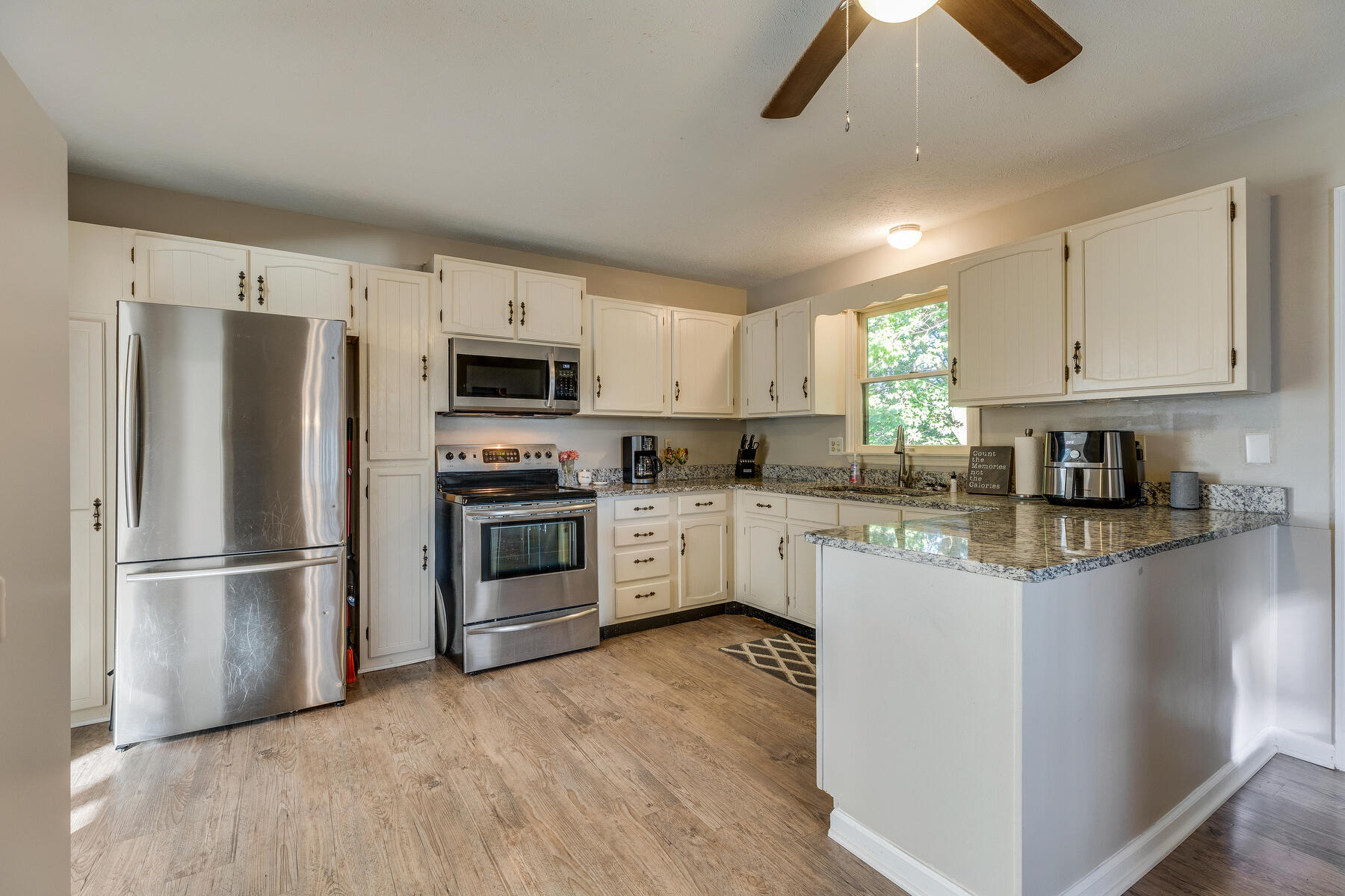 220 Longview Drive