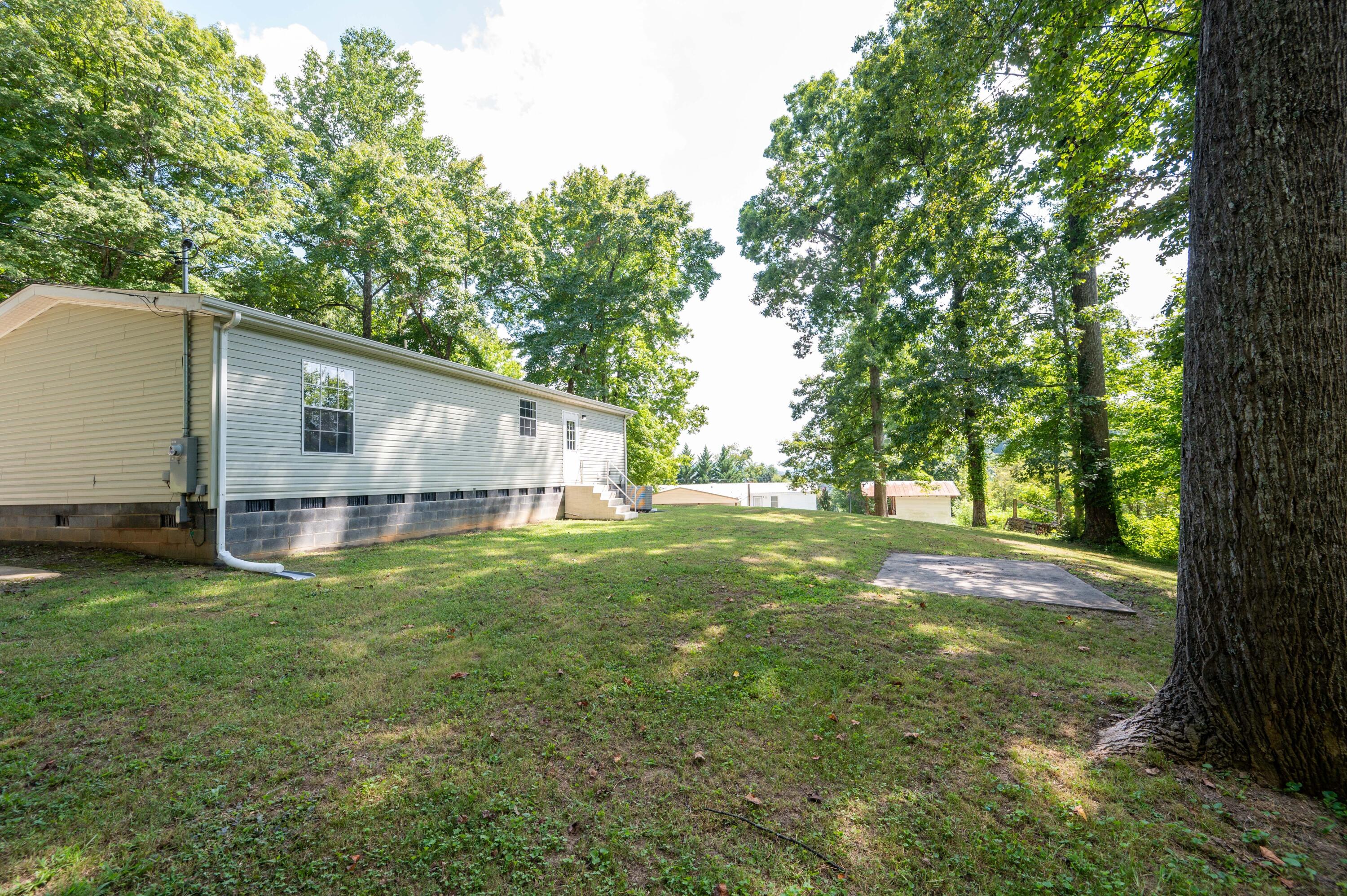 115 Leland Lane