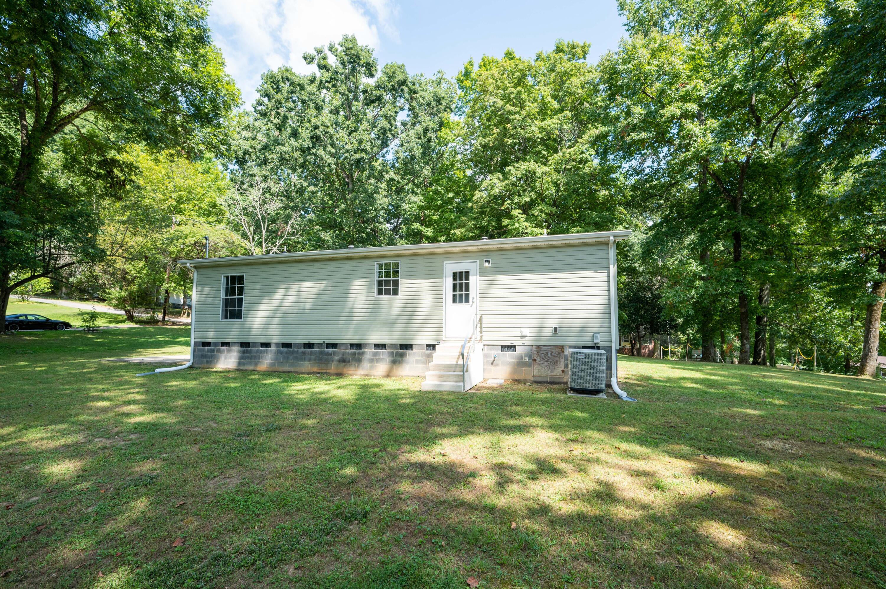 115 Leland Lane