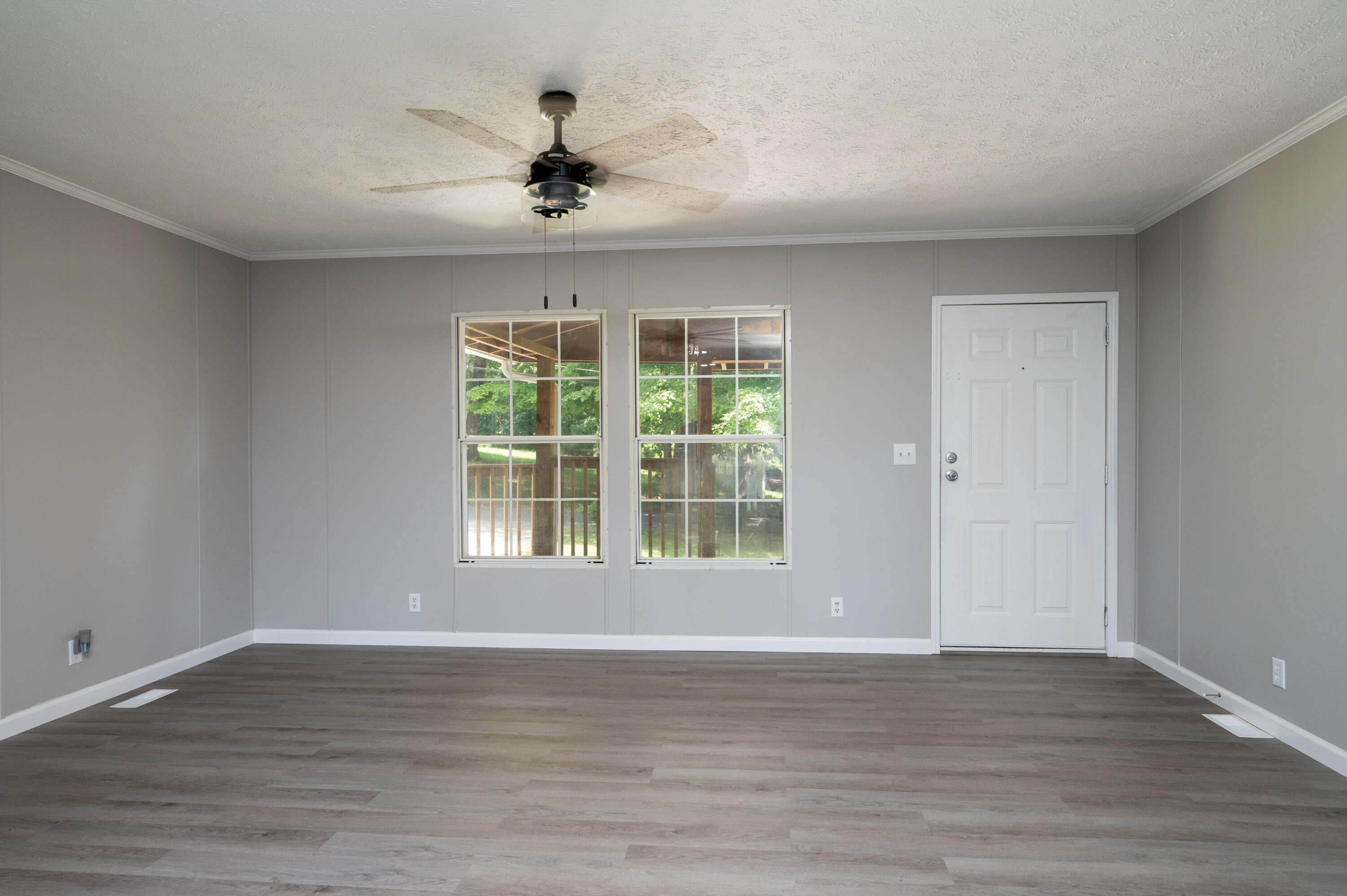 115 Leland Lane