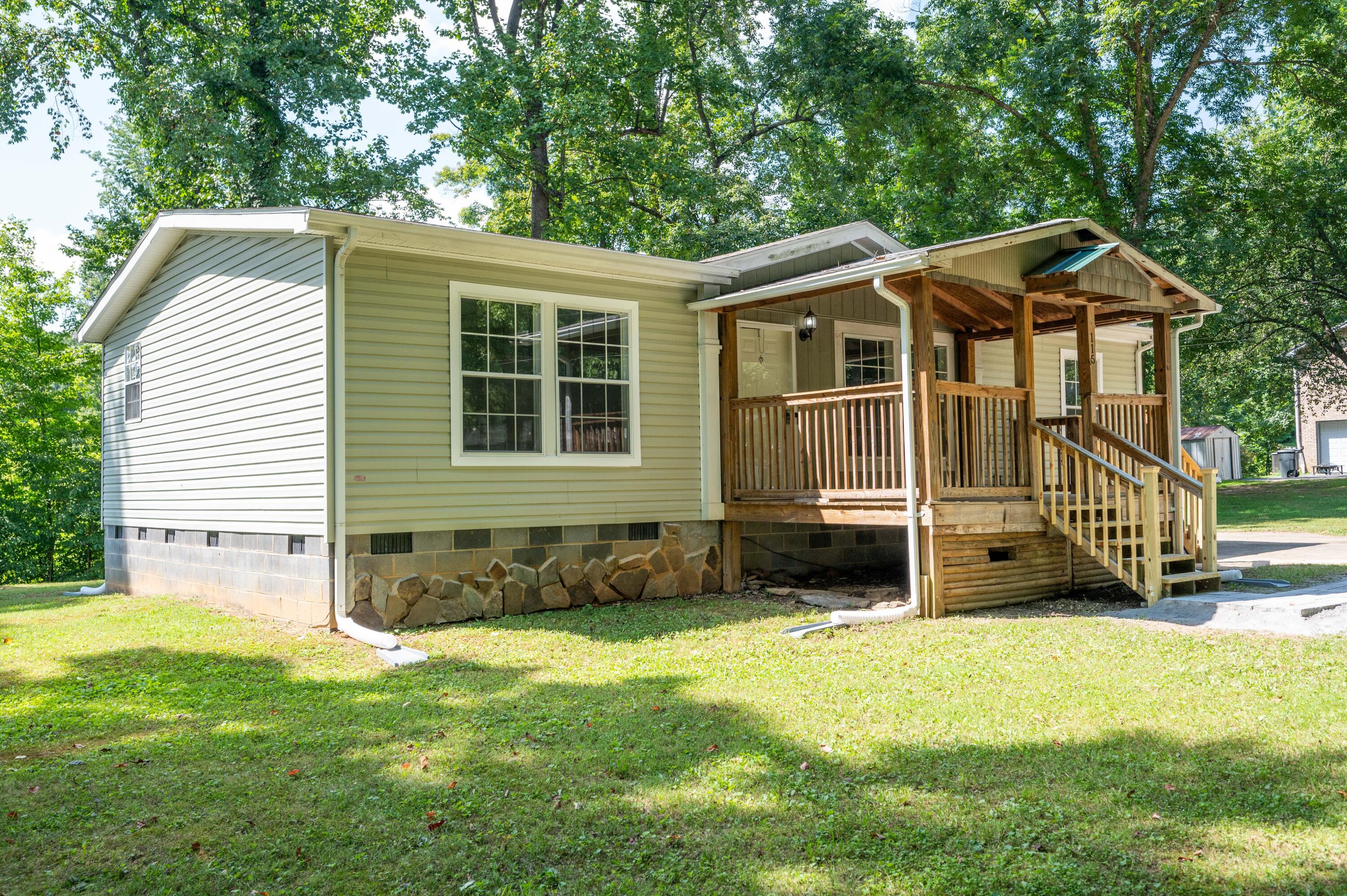 115 Leland Lane