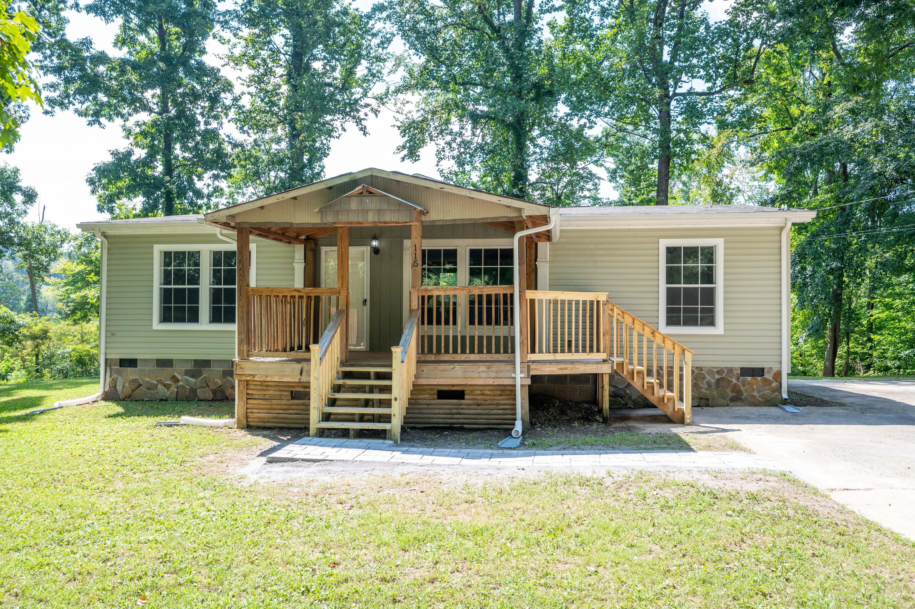 115 Leland Lane