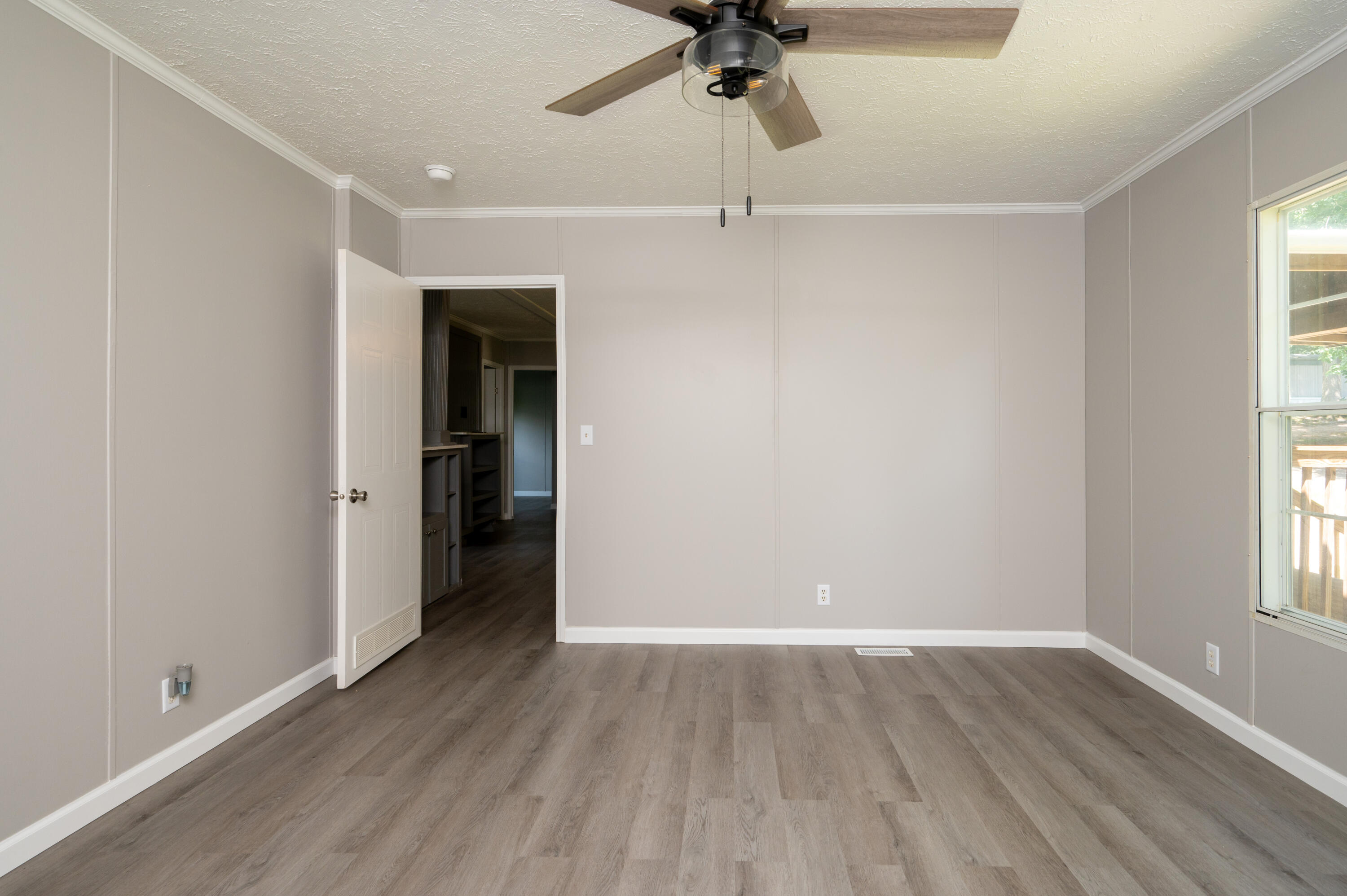 115 Leland Lane