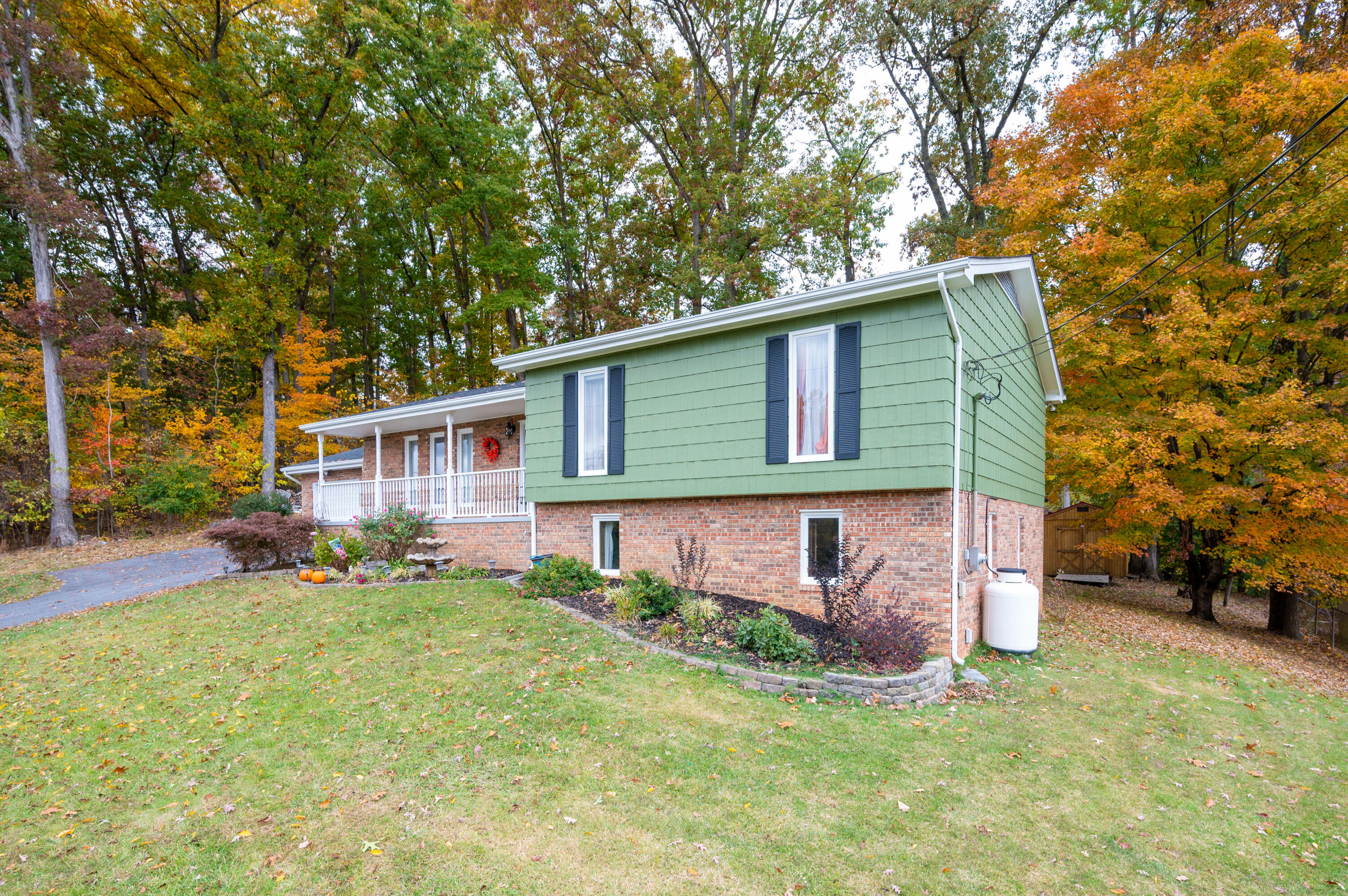 332 Wonderland Drive