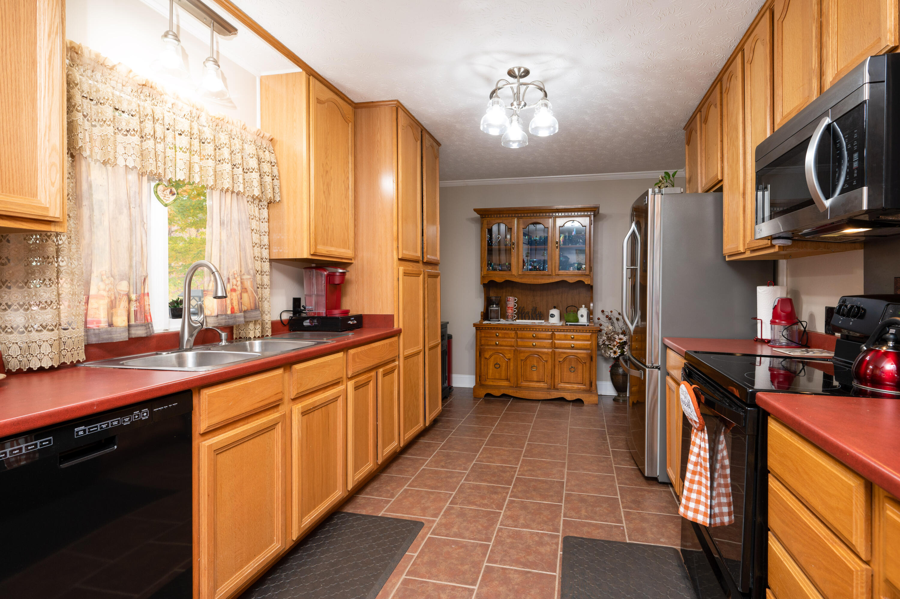332 Wonderland Drive