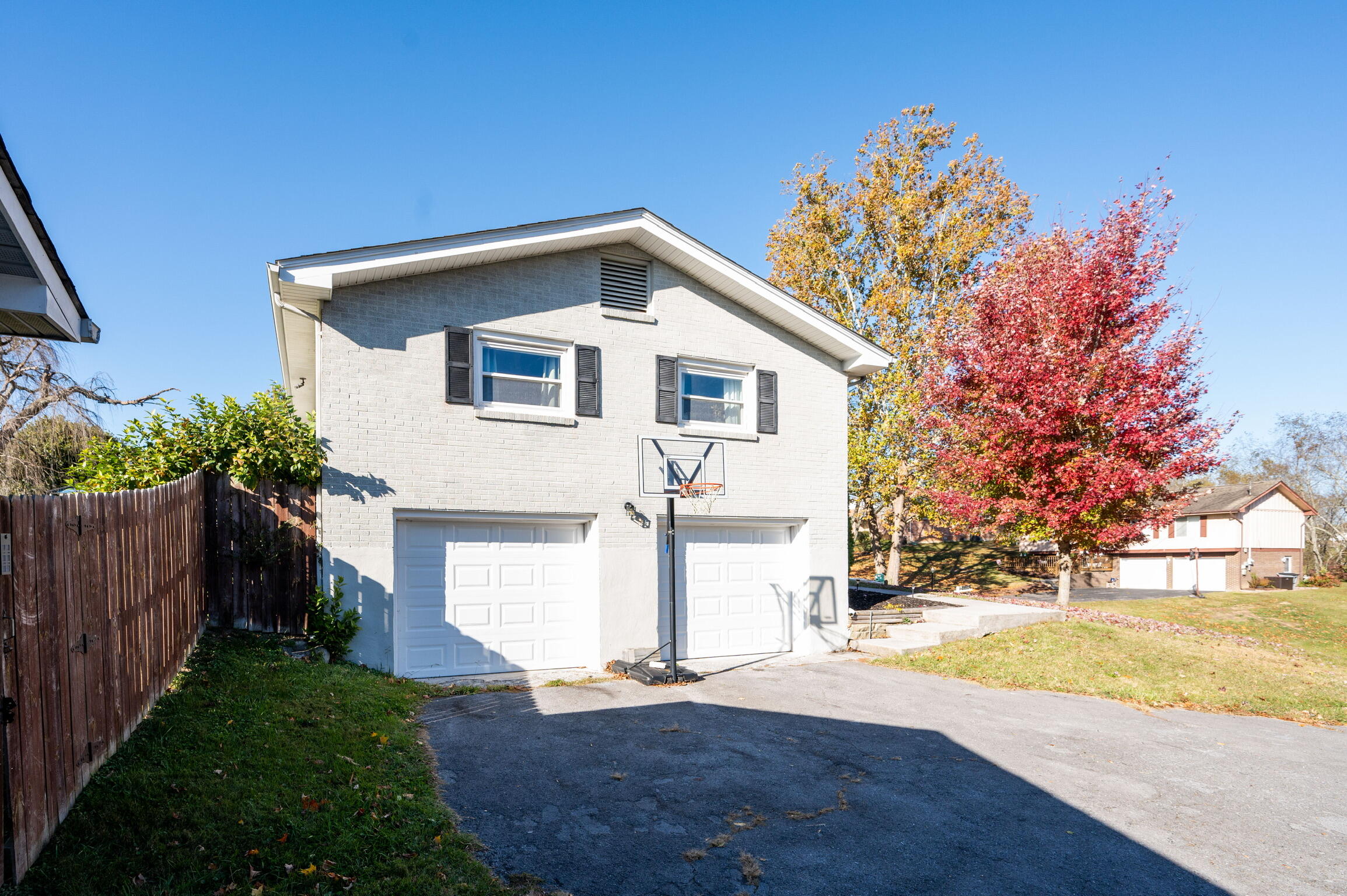 300 Richmond Heights Road