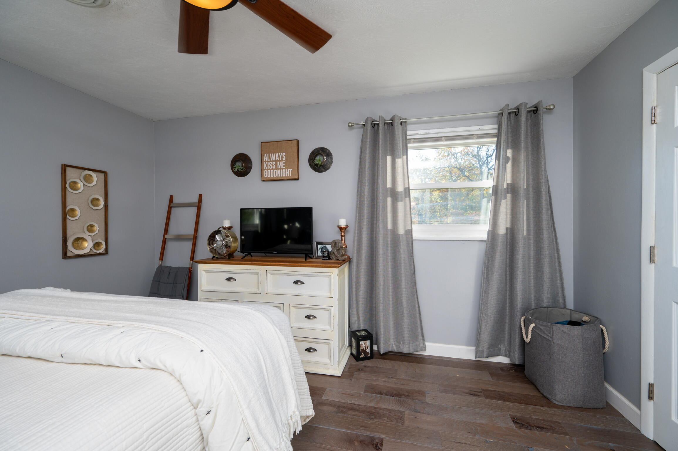 300 Richmond Heights Road