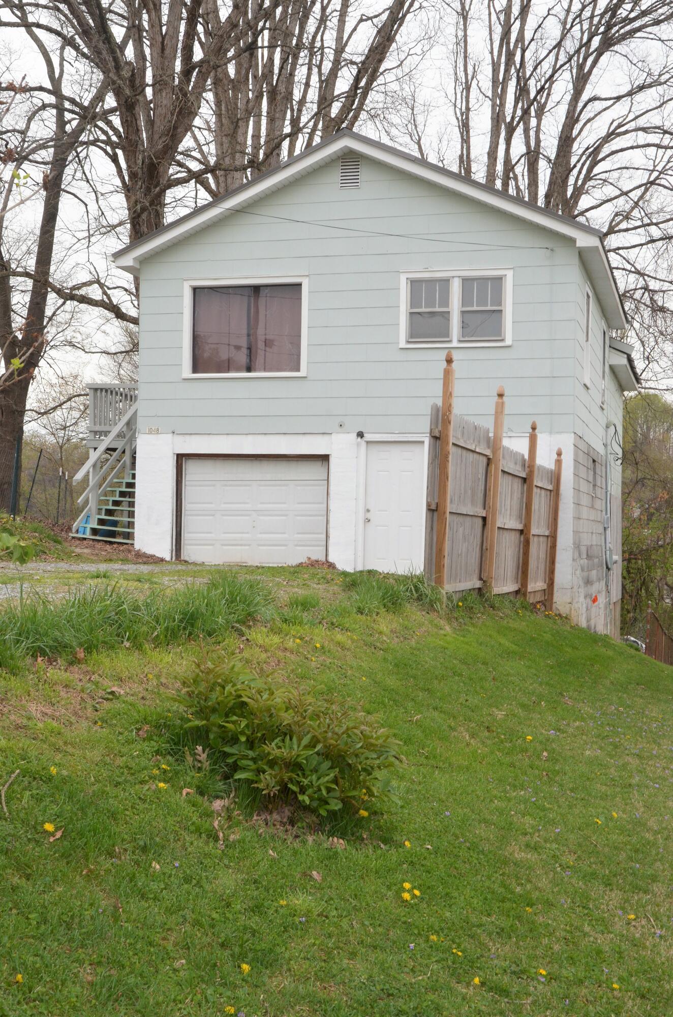 1048 Cooper Street