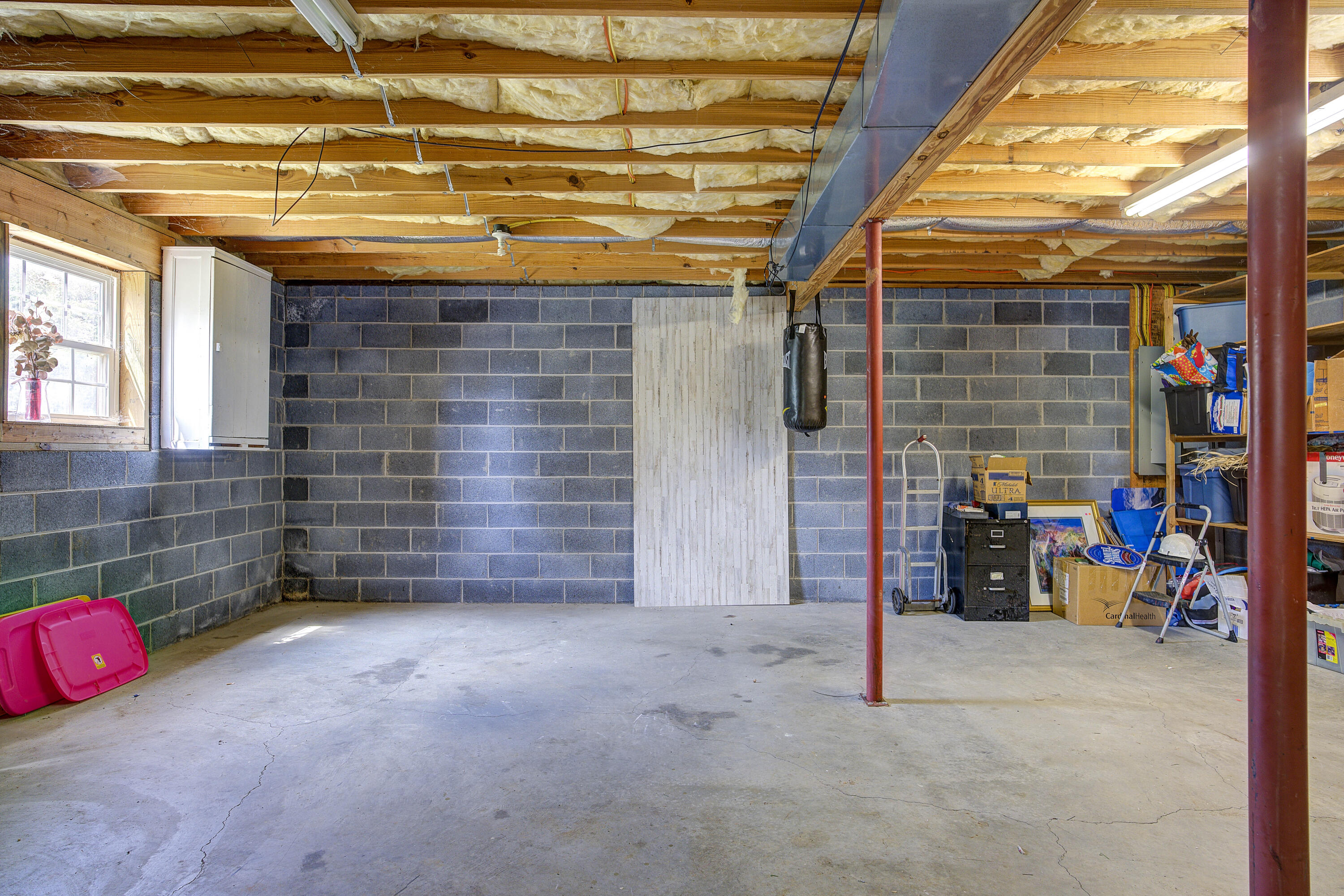 33 Mockingbird Court