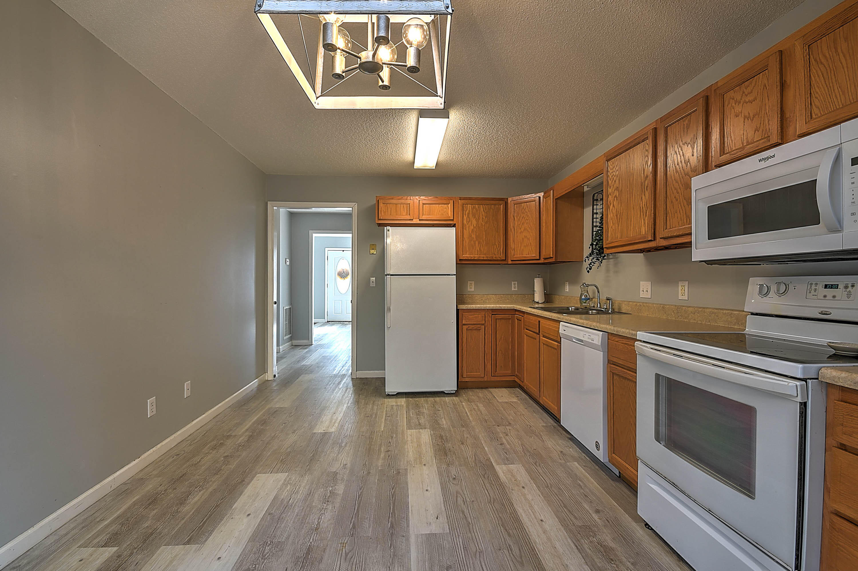 121 Bilco Street, 2