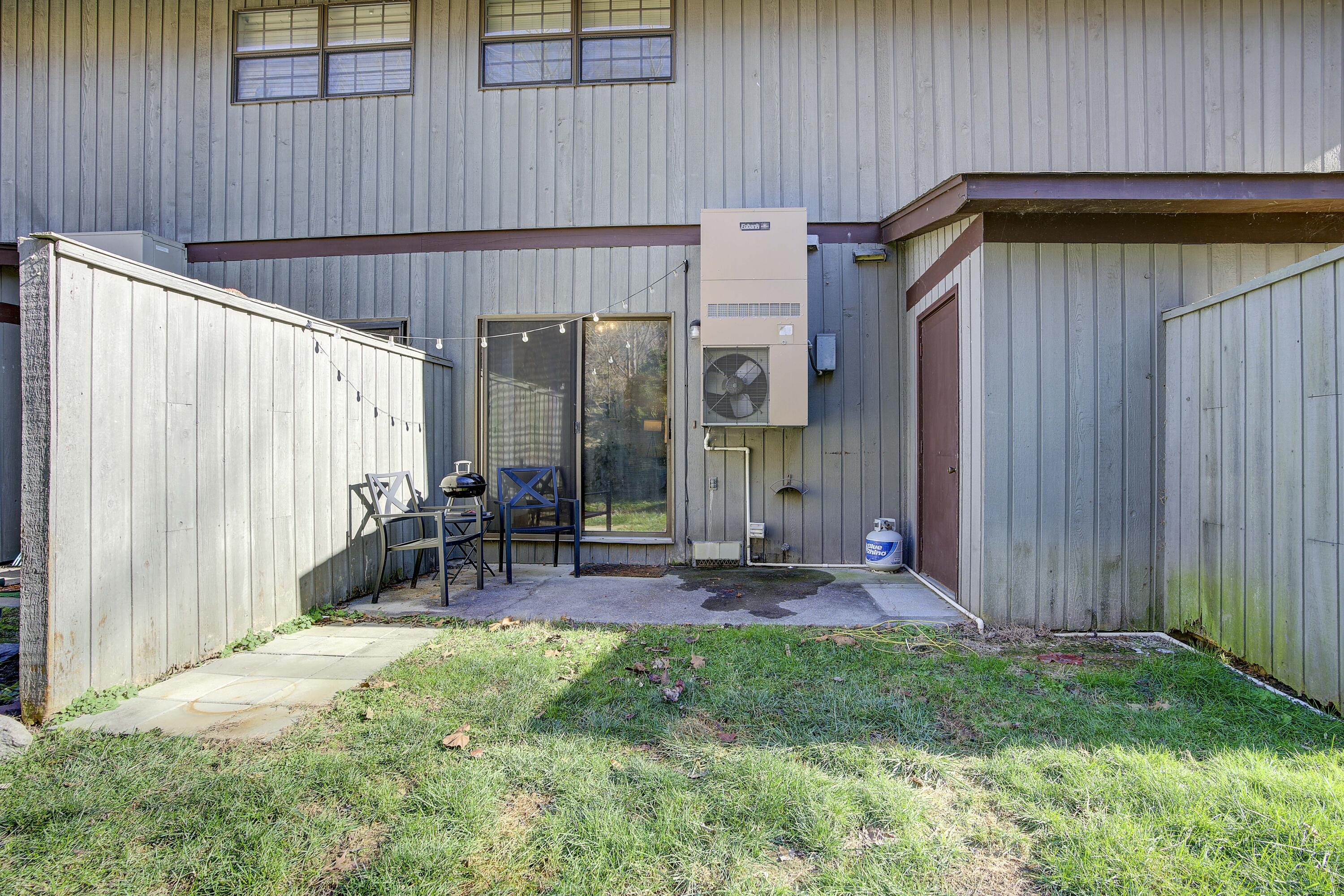 452 Eastley Court, C