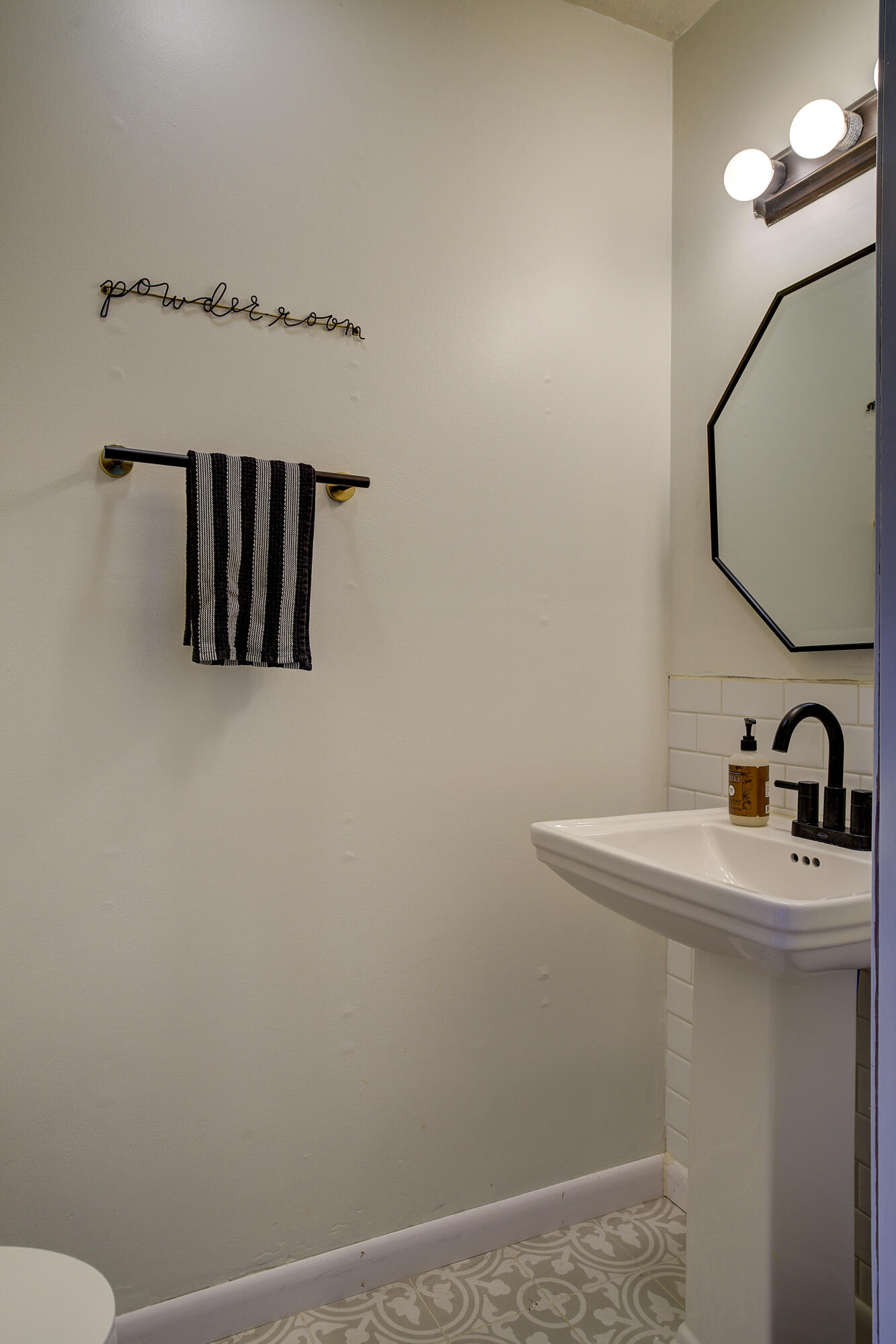 452 Eastley Court, C