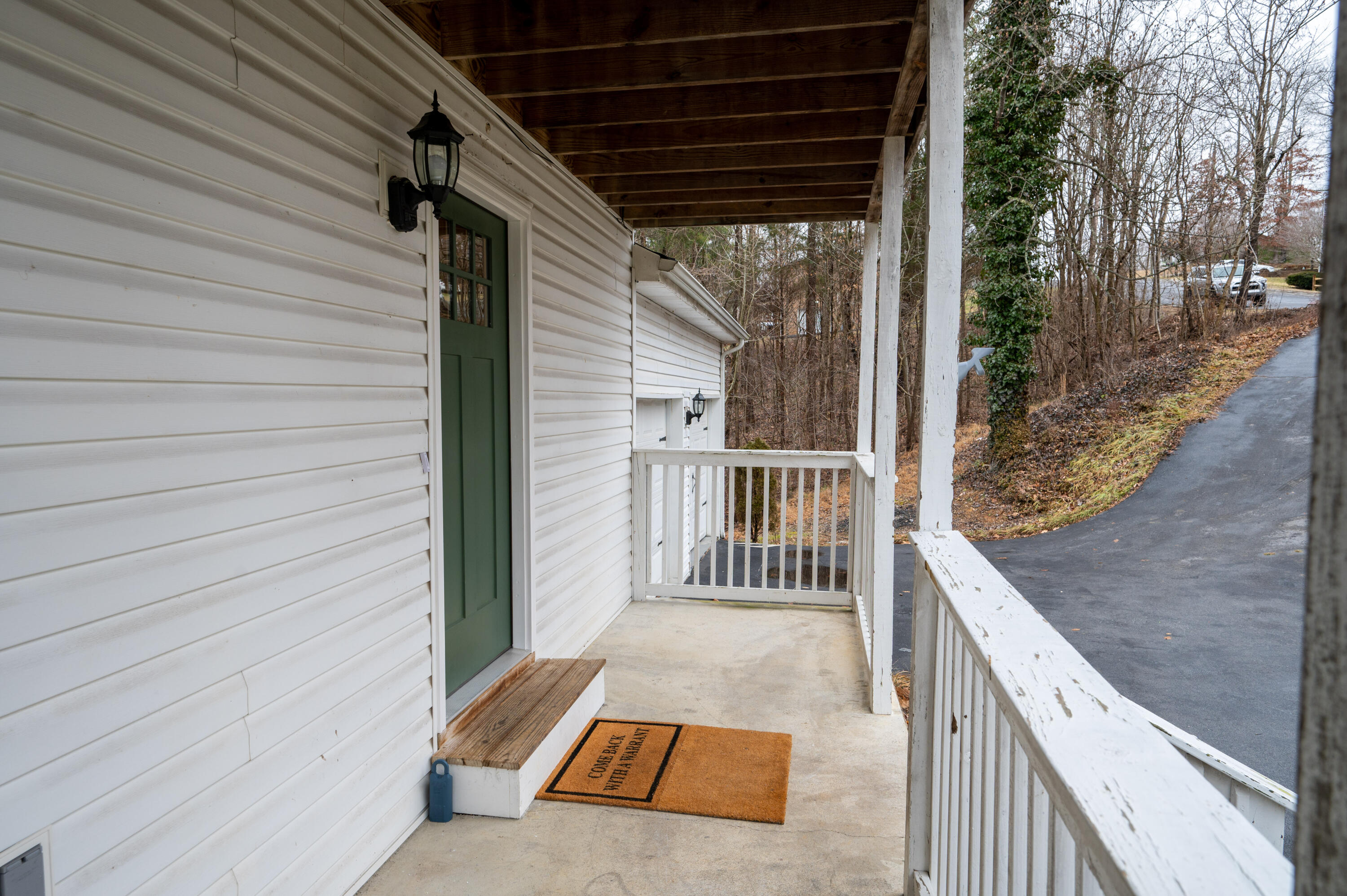 193 River Road