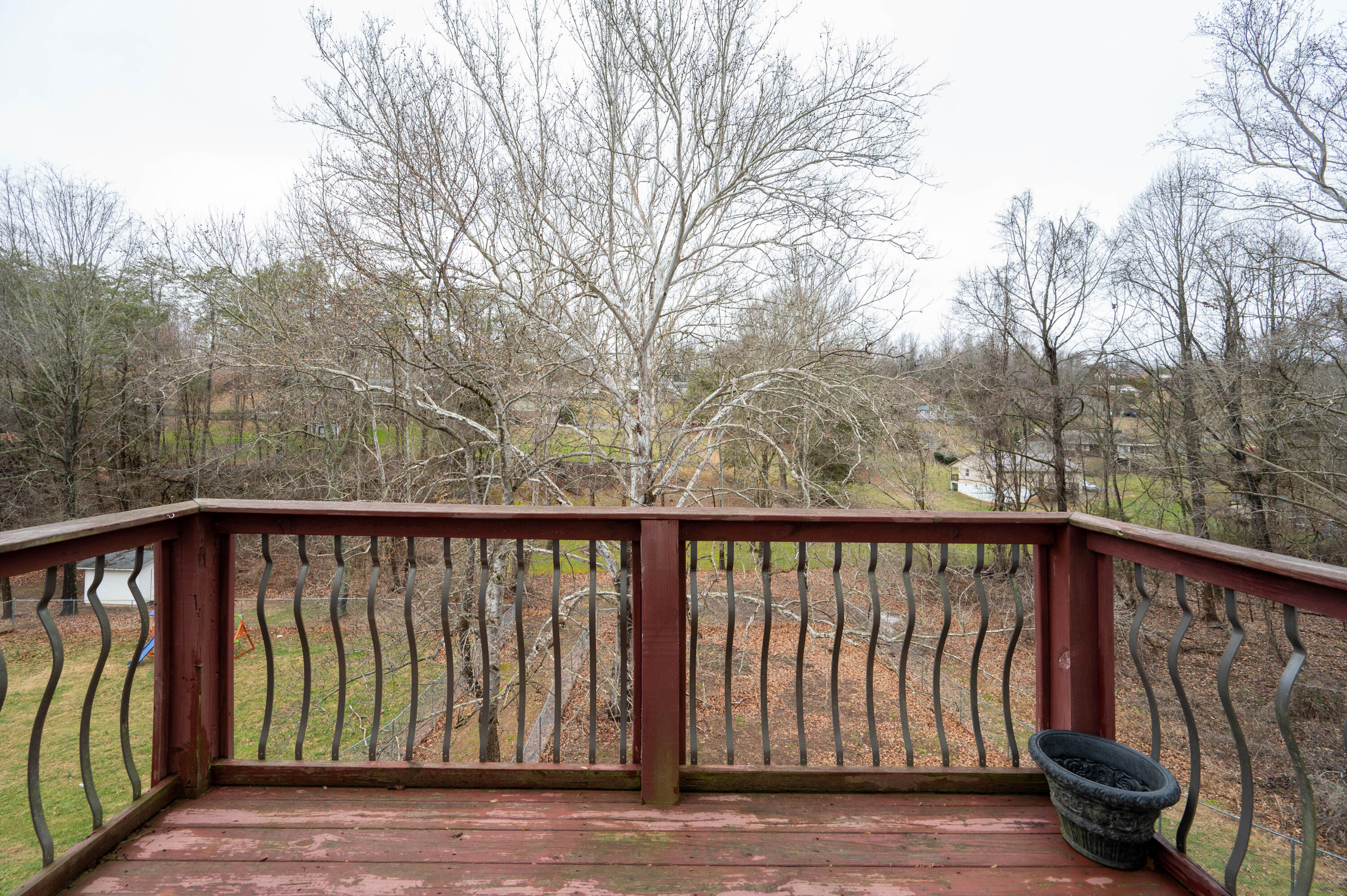 193 River Road